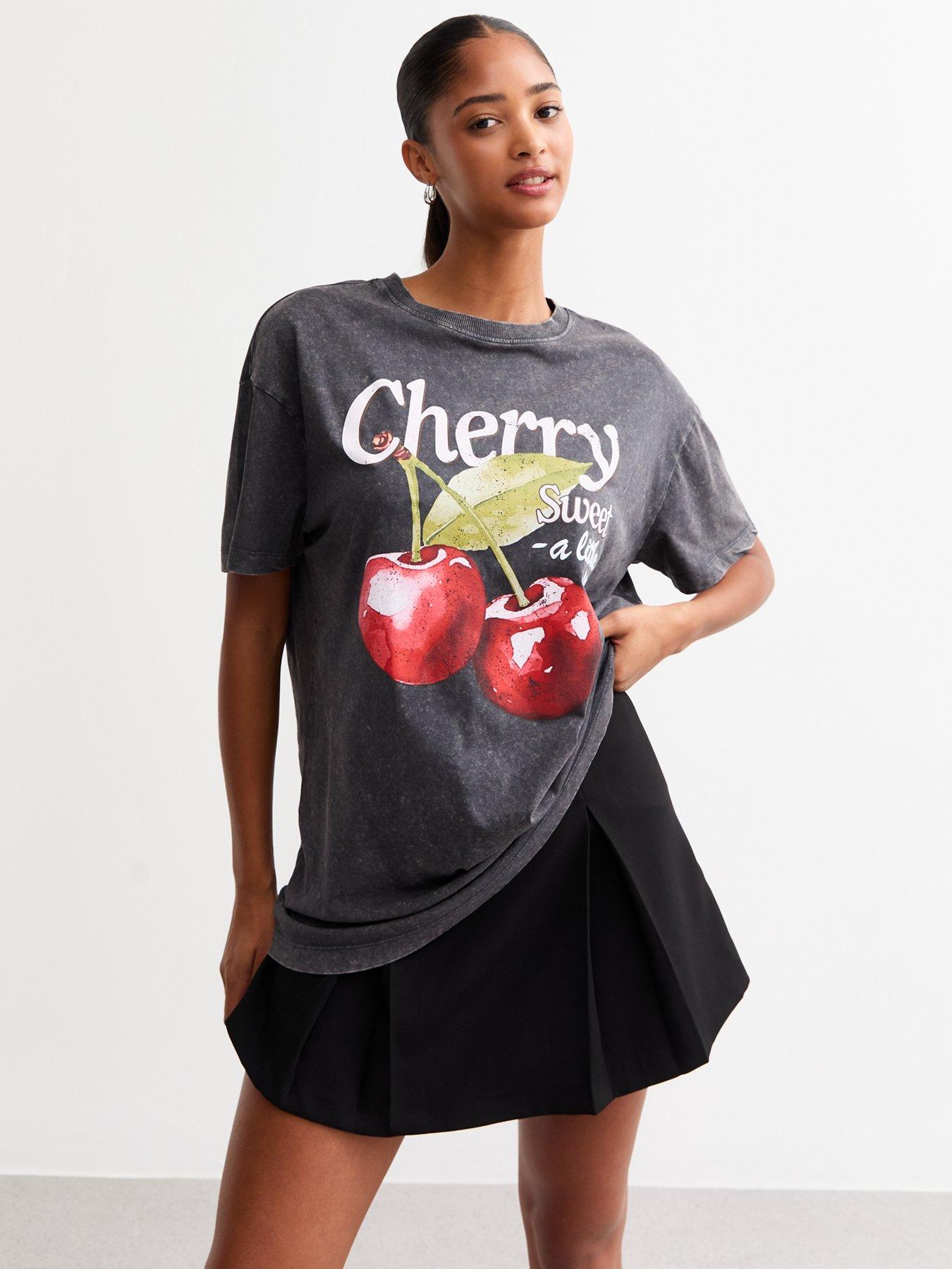 new-look-dark-grey-cotton-sour-cherry-print-oversized-t-shirt