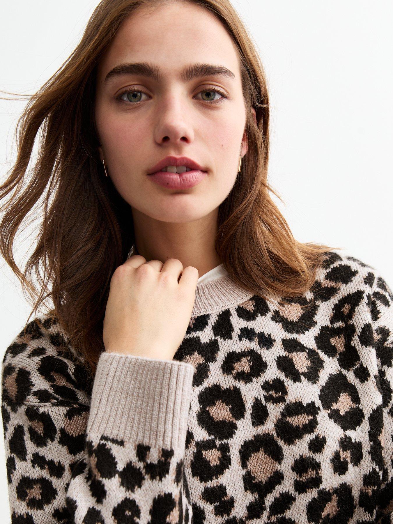 new-look-leopard-print-jumper-brownoutfit