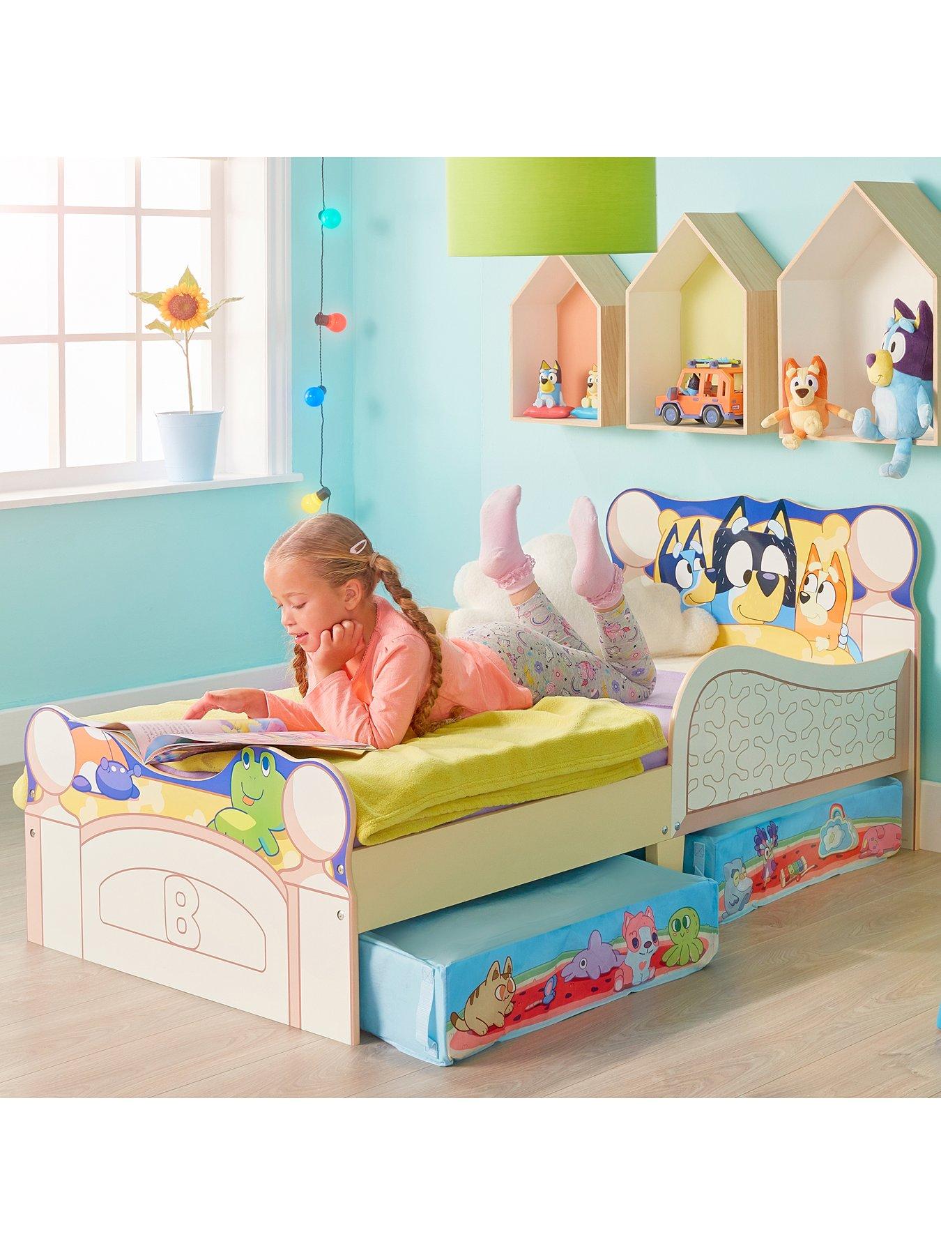 bluey-bedtime-toddler-bed-with-storageoutfit