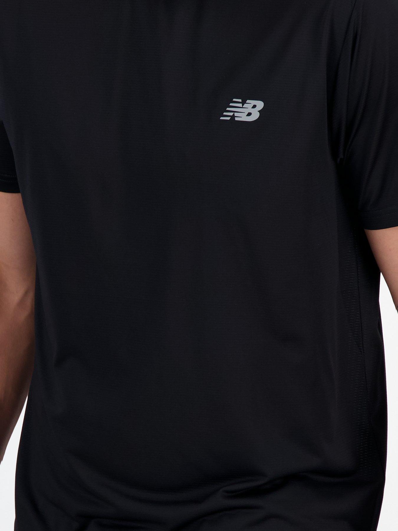 new-balance-mens-running-sport-essentials-t-shirt-blackoutfit