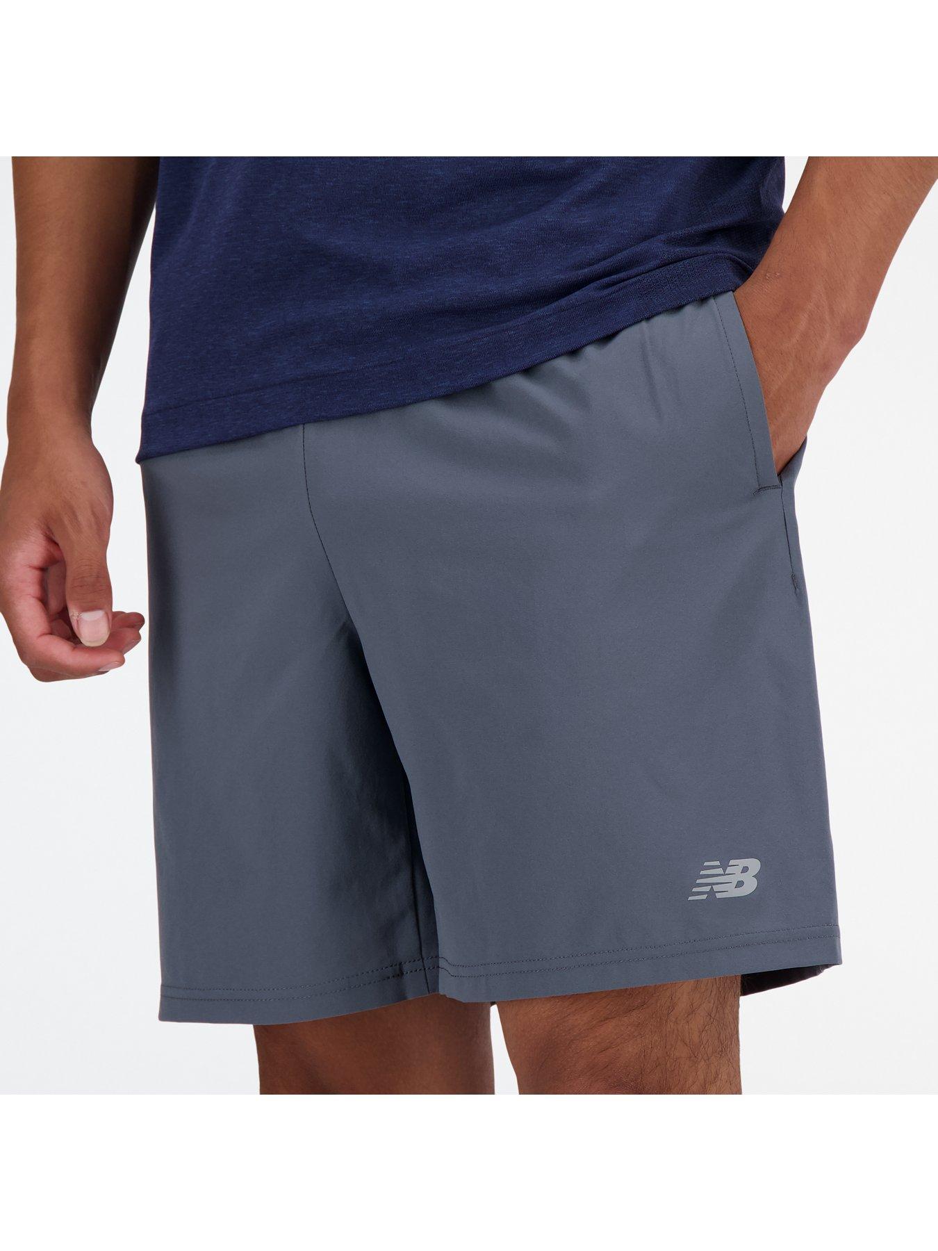 new-balance-mens-running-sport-essentials-7-inch-shorts-greyoutfit