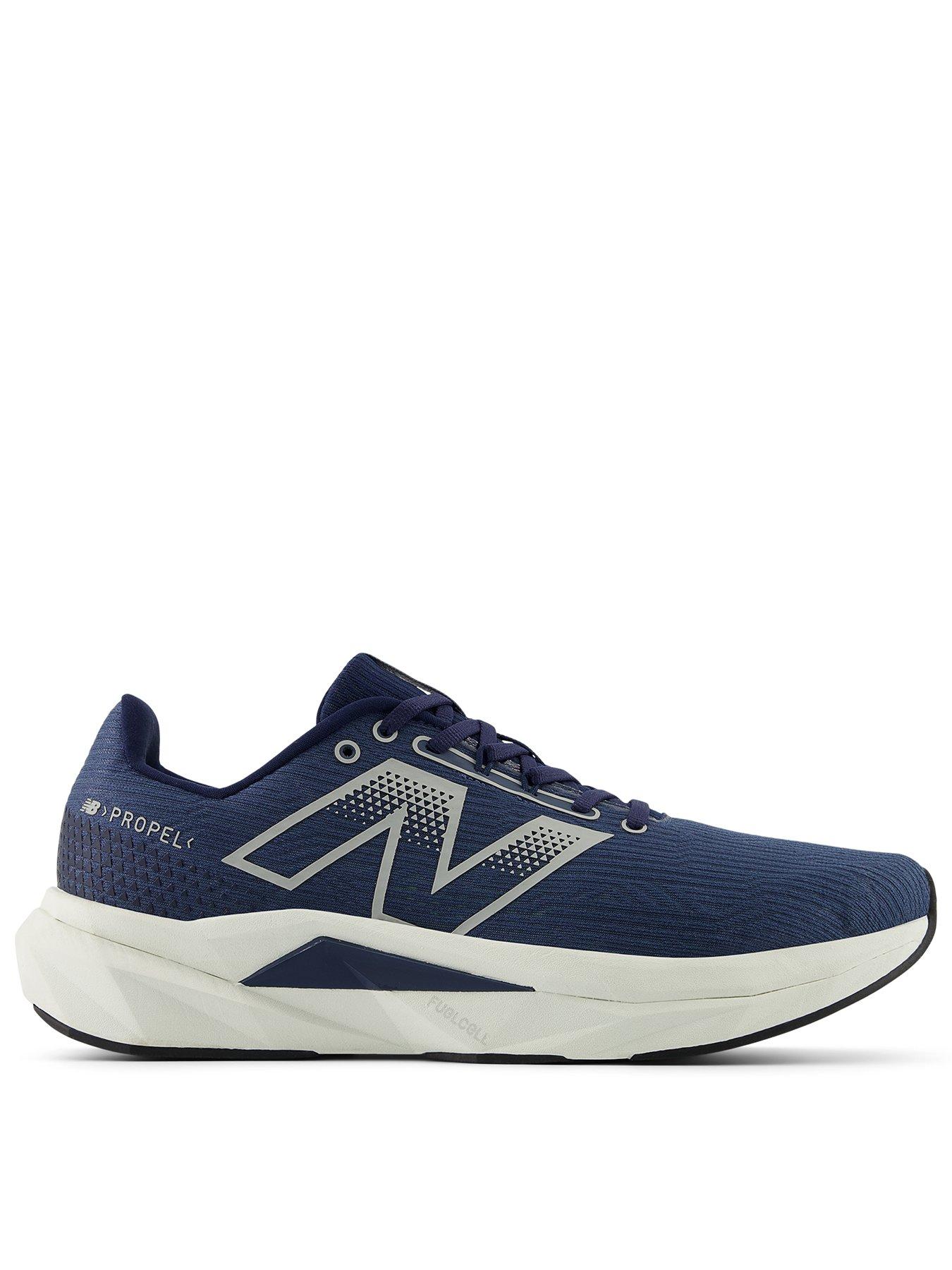 New balance sports shoes on sale