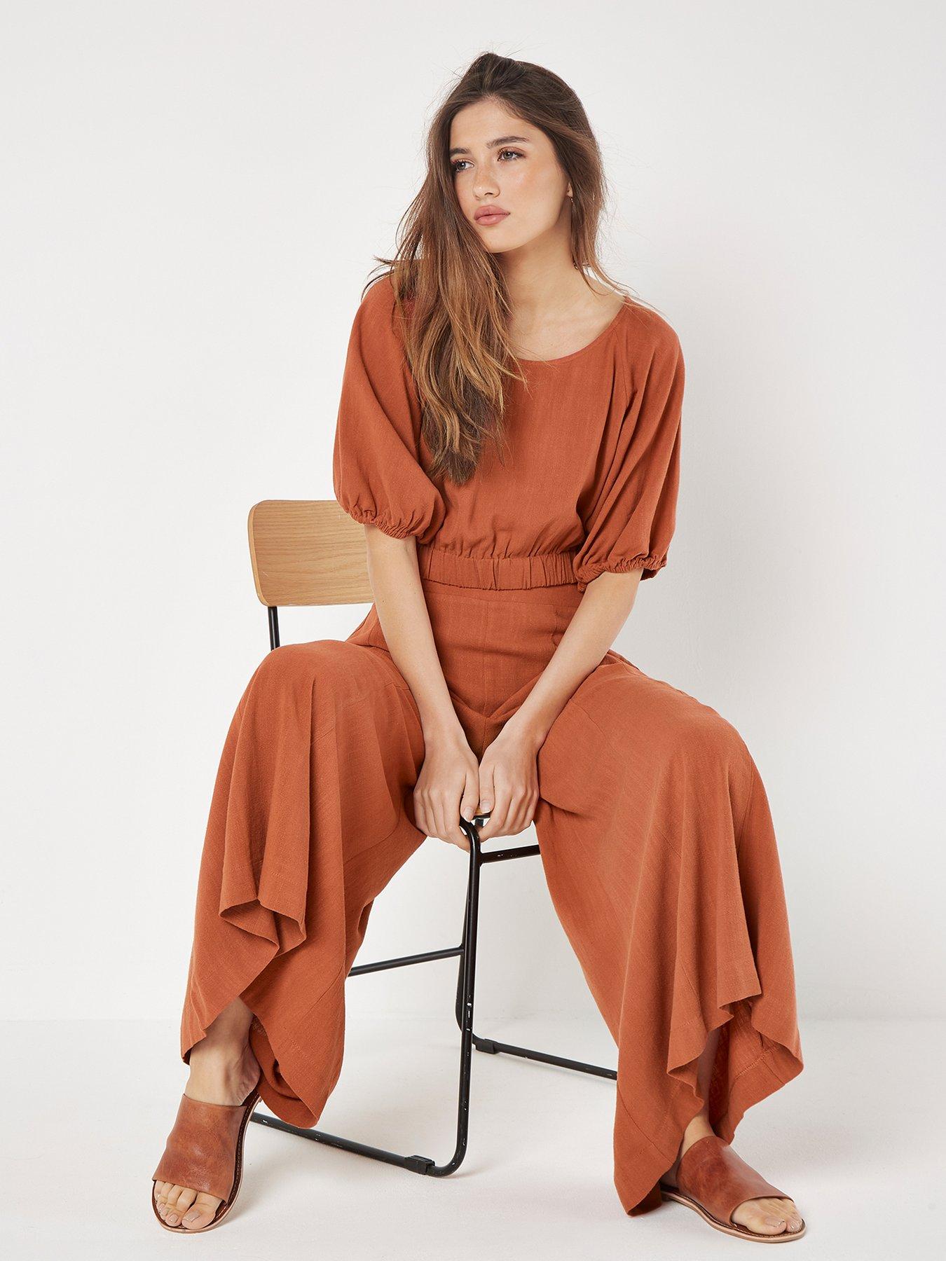 apricot-apricot-linen-mix-cropped-elastic-topoutfit