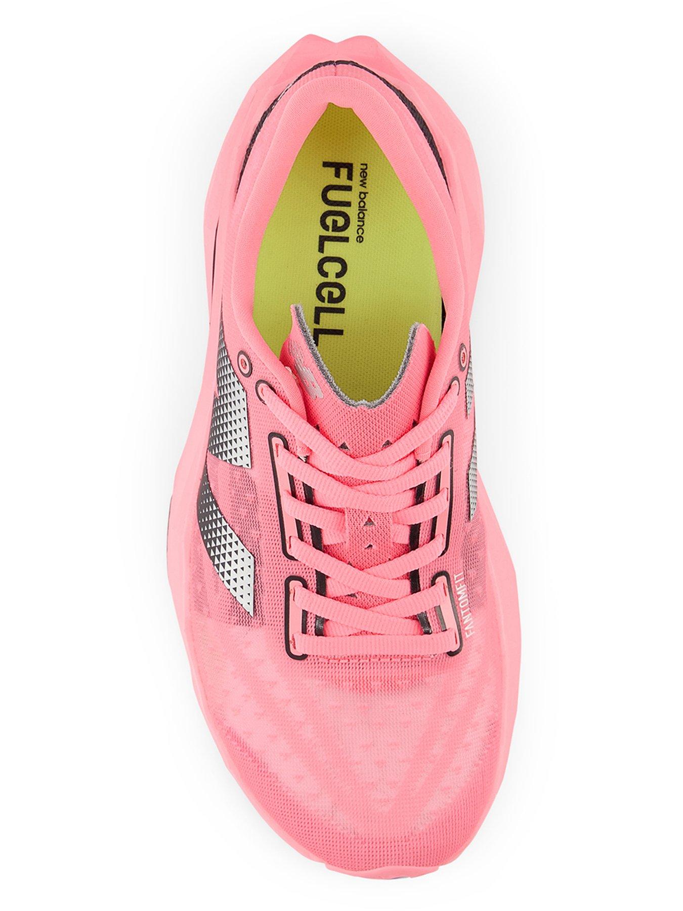 new-balance-womens-running-fuelcell-rebel-v4-trainers-pinkoutfit