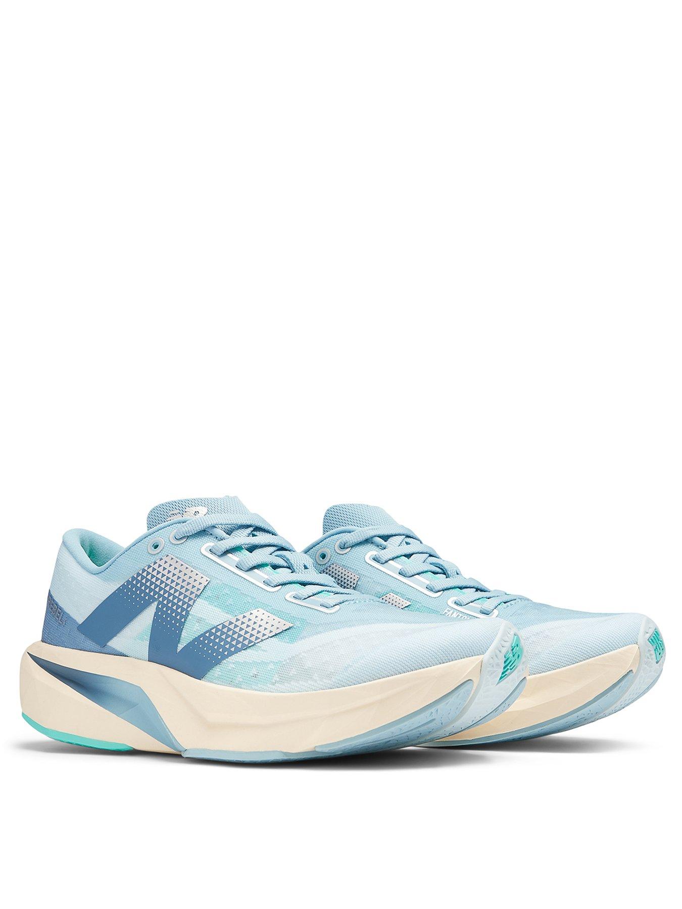 new-balance-womens-running-fuelcell-rebel-v4-trainers-bluestillFront