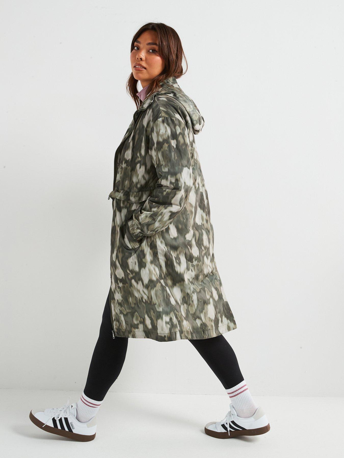 v-by-very-curve-printed-rain-macback