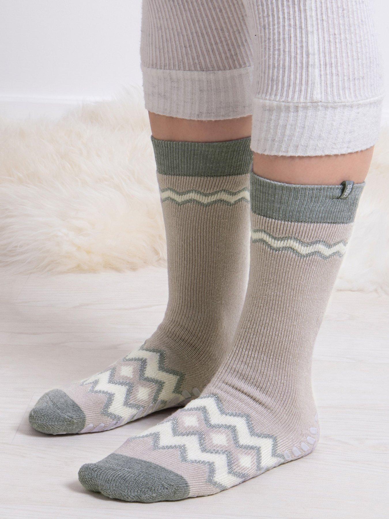 totes-2pack-original-fairisle-amp-plain-slipper-socks-fairisleplain-multistillFront