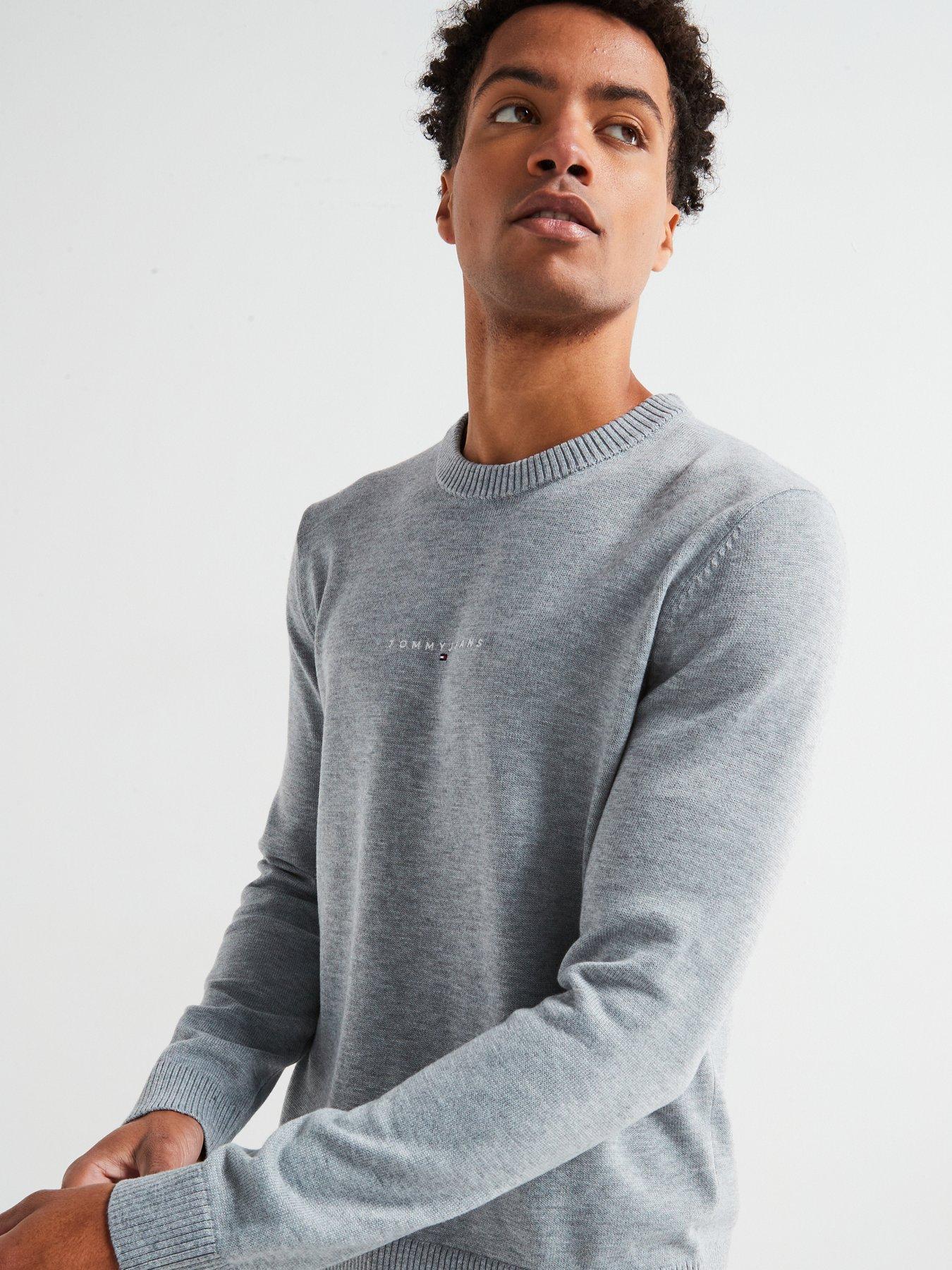 tommy-jeans-linear-logo-knitted-jumper-greyoutfit