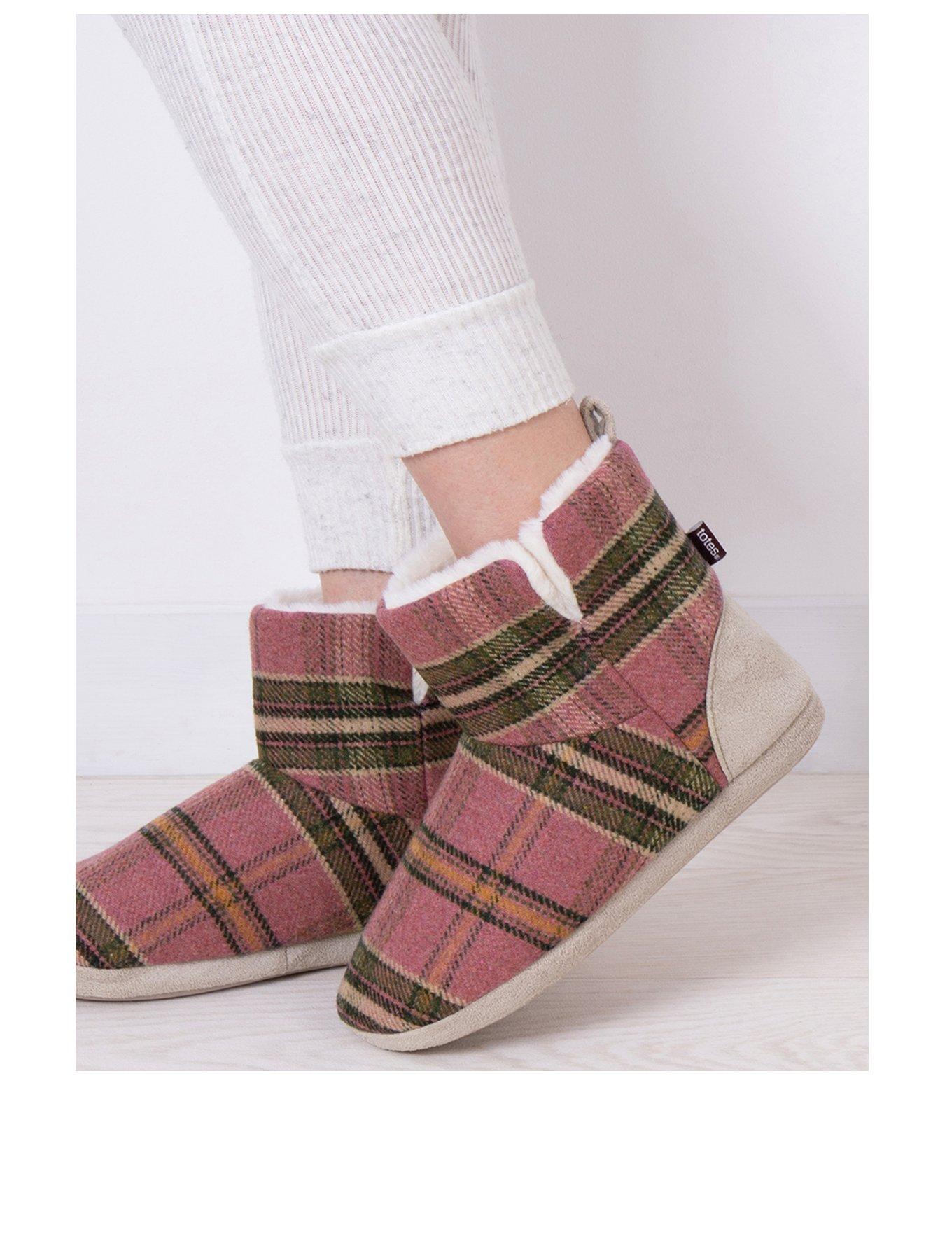 totes-totes-tartan-check-boot-slippers-pinkstillFront