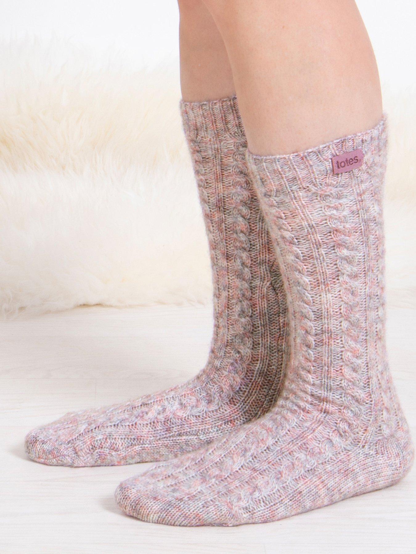 totes-totes-chunky-twist-wool-blend-thermal-boot-socks-pinkstillFront