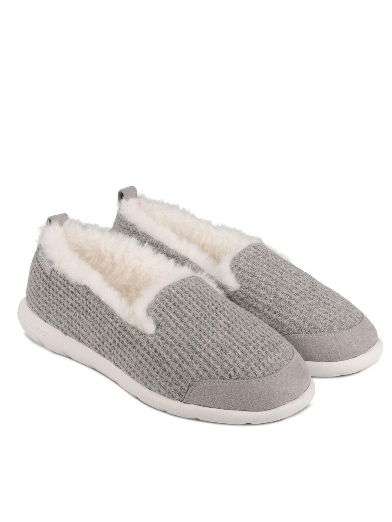 totes-totes-isotoner-isoflex-waffle-full-back-slippers-grey