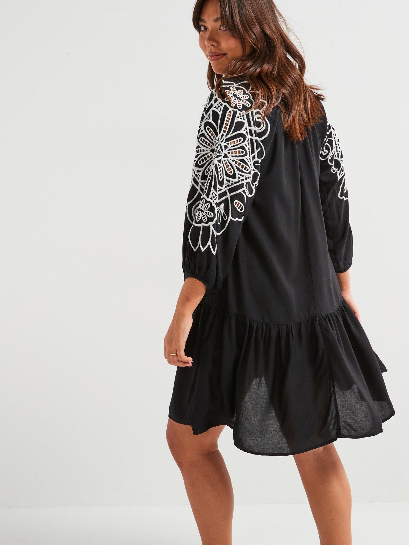 v-by-very-curve-embroidered-sleeve-dressstillFront