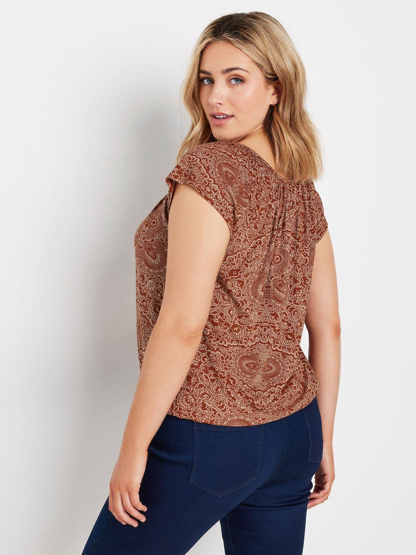 mco-bubble-hem-gypsy-top-redstillFront