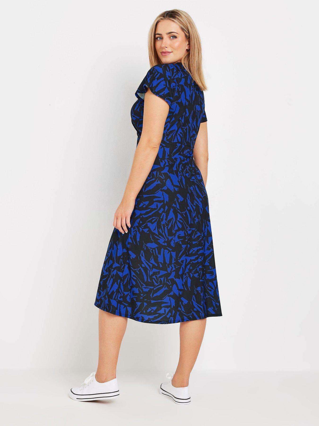 mco-short-sleeve-twist-front-dress-blackbluestillFront