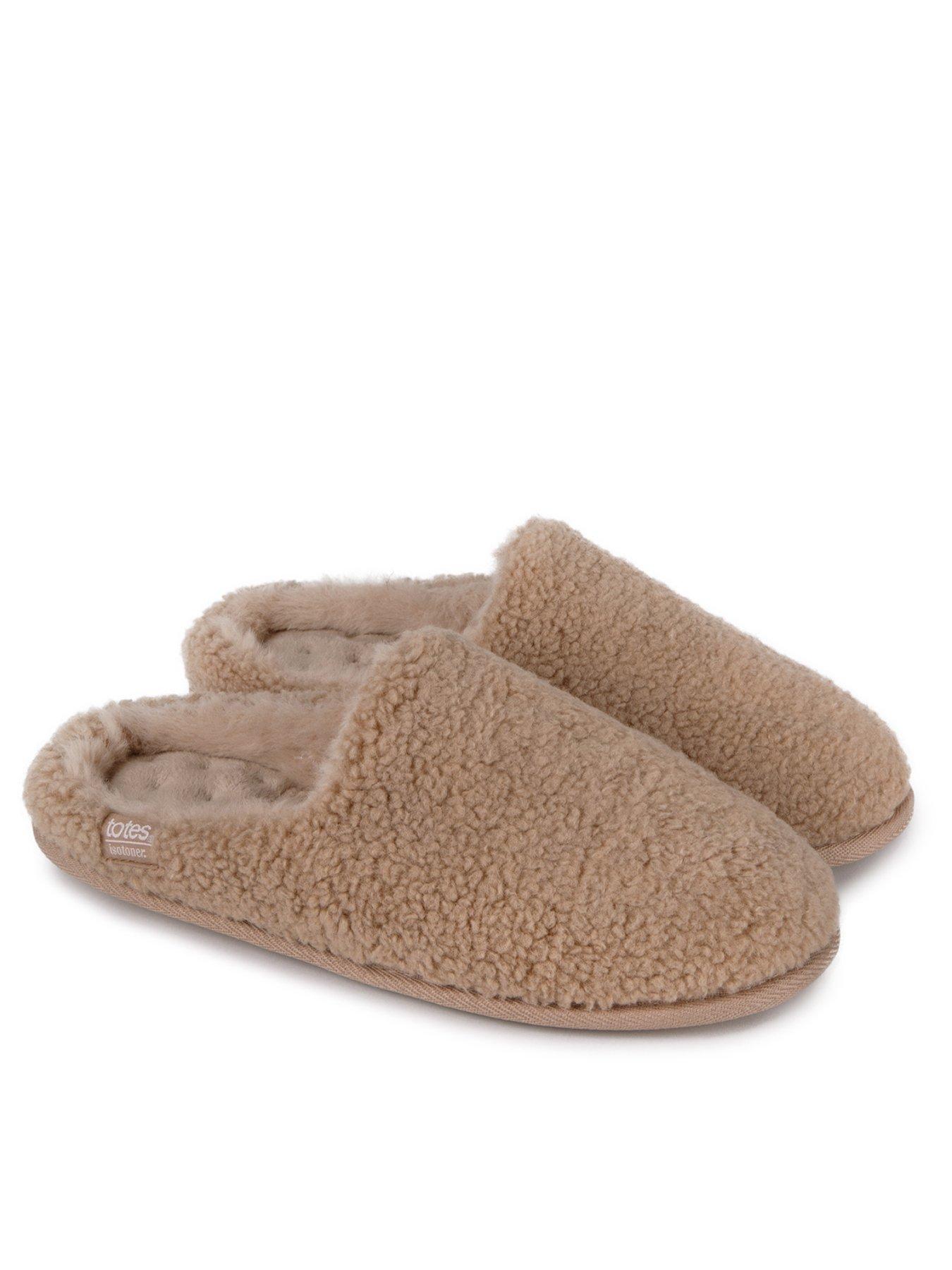 totes-totes-isotoner-curly-fur-mule-slippers-natural