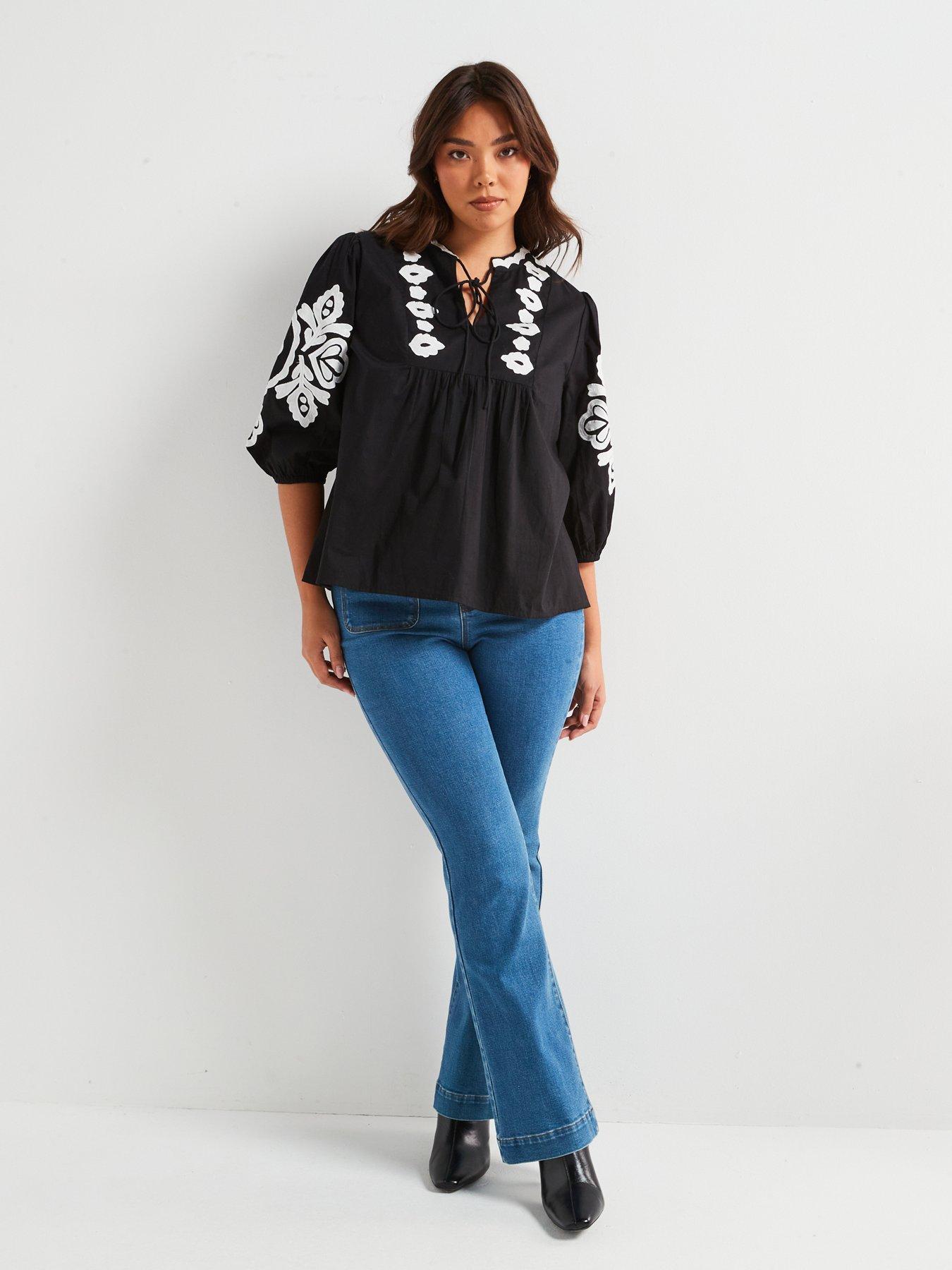 Image 3 of 6 of V by Very Curve Mono Applique Blouse - Black/White