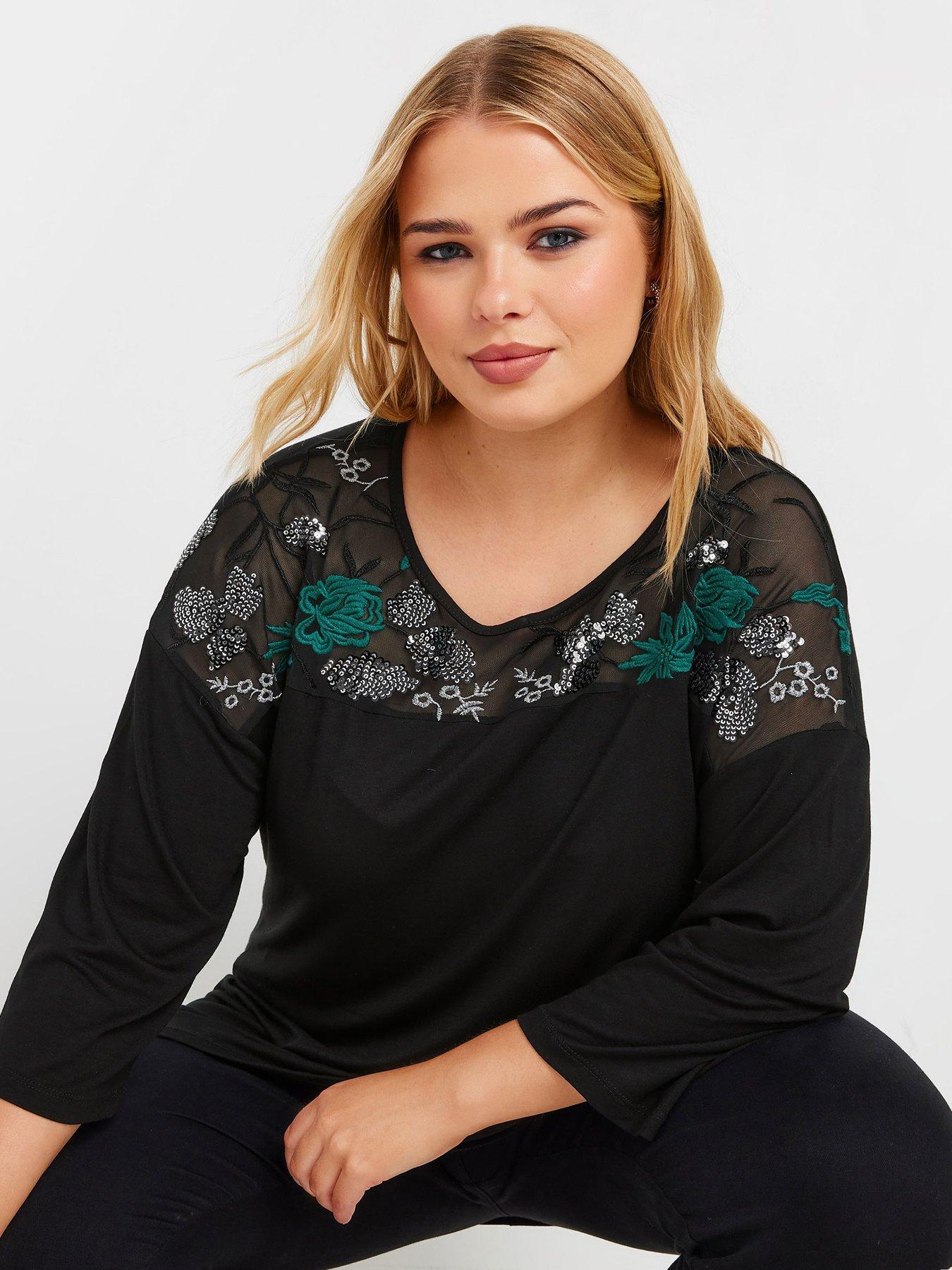 yours-curve-embellished-top-blackoutfit