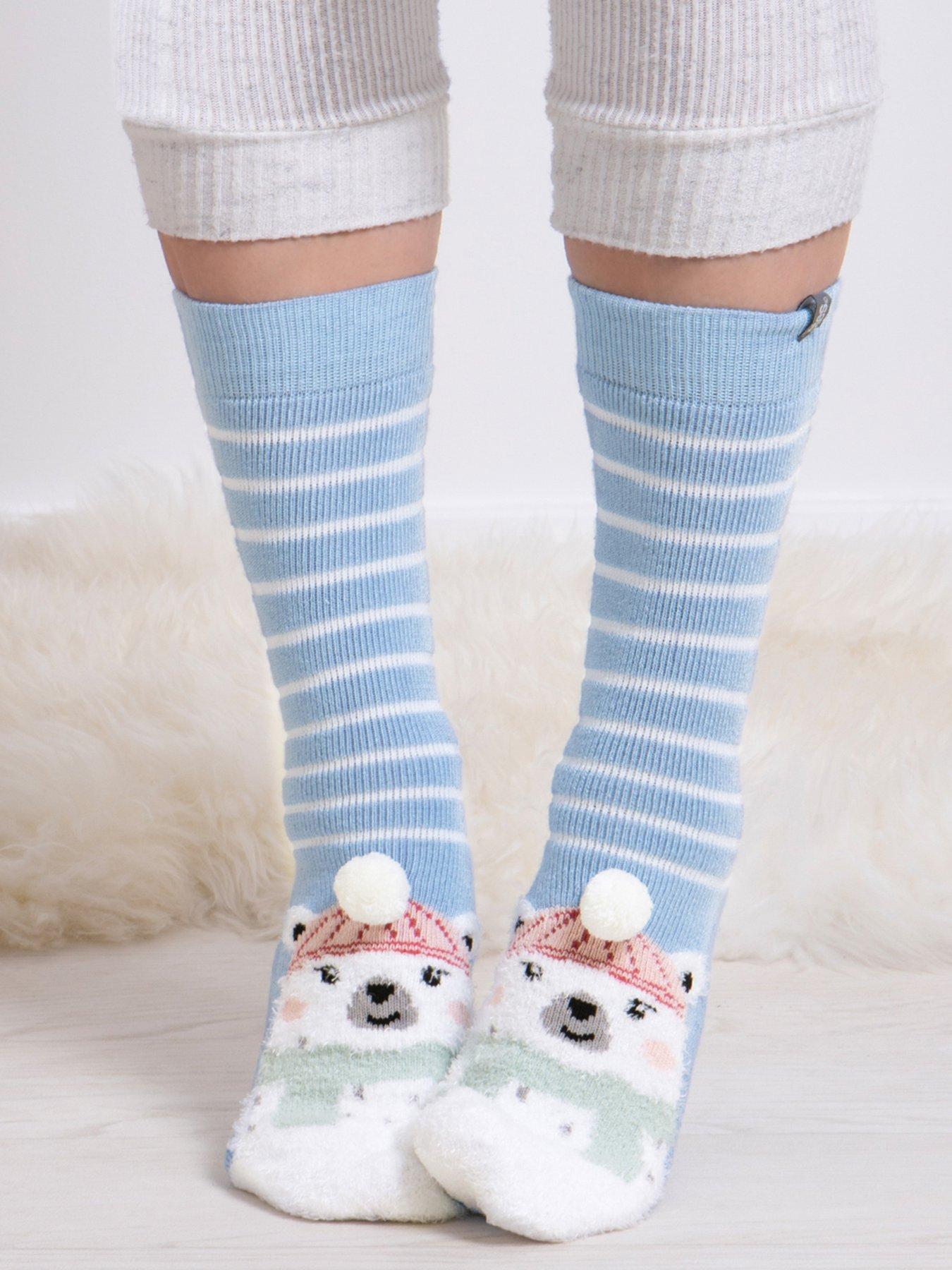 totes-totes-original-polar-bear-slipper-socks-polar-bear-printstillFront