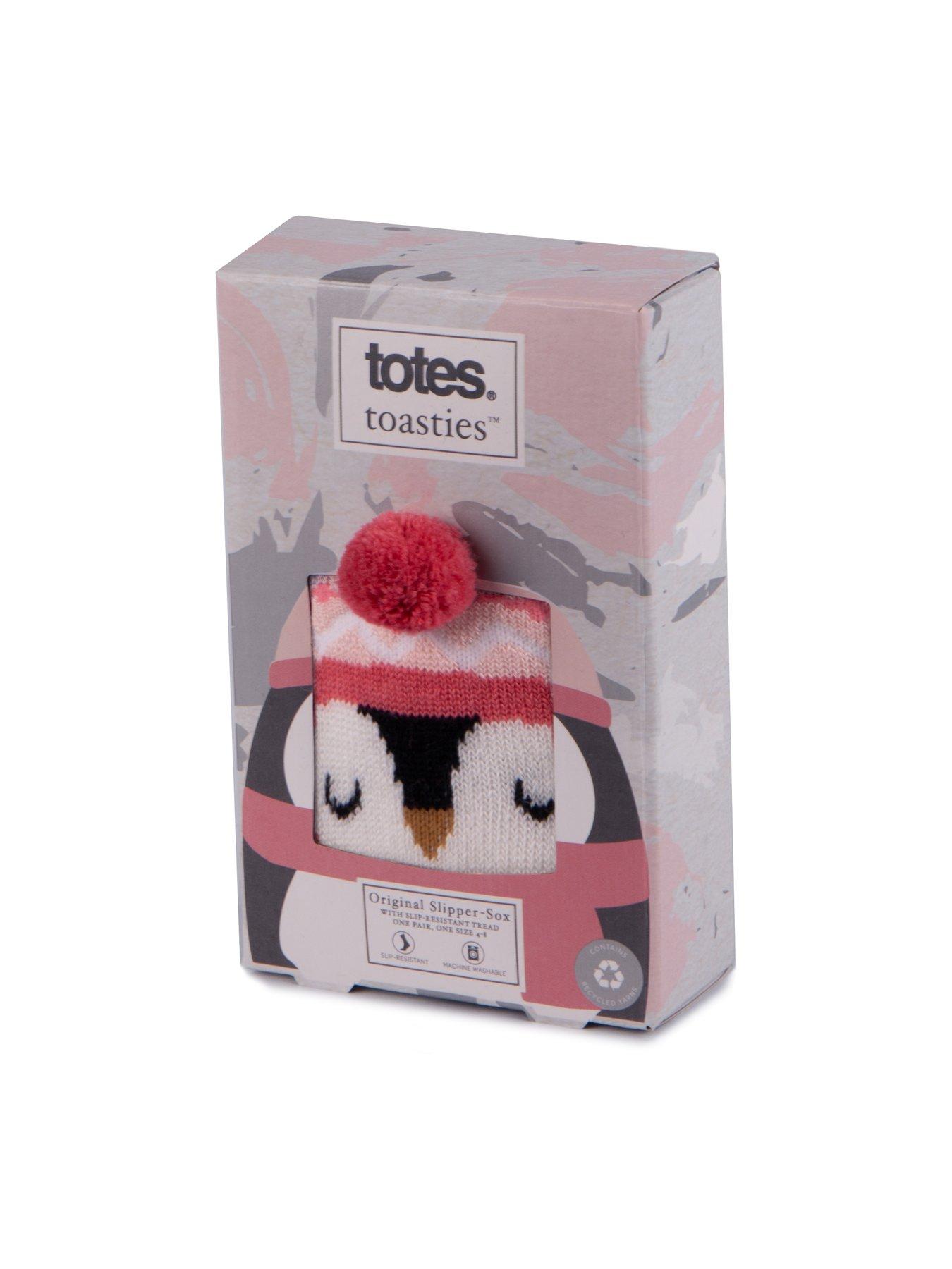 totes-totes-original-penguin-slipper-socks-penguin-printoutfit