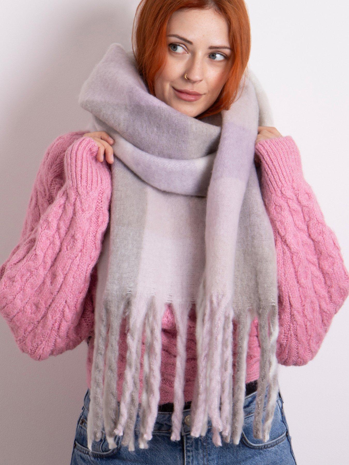 totes-totes-chunky-check-woven-blanket-scarf-lilaccreamstillFront