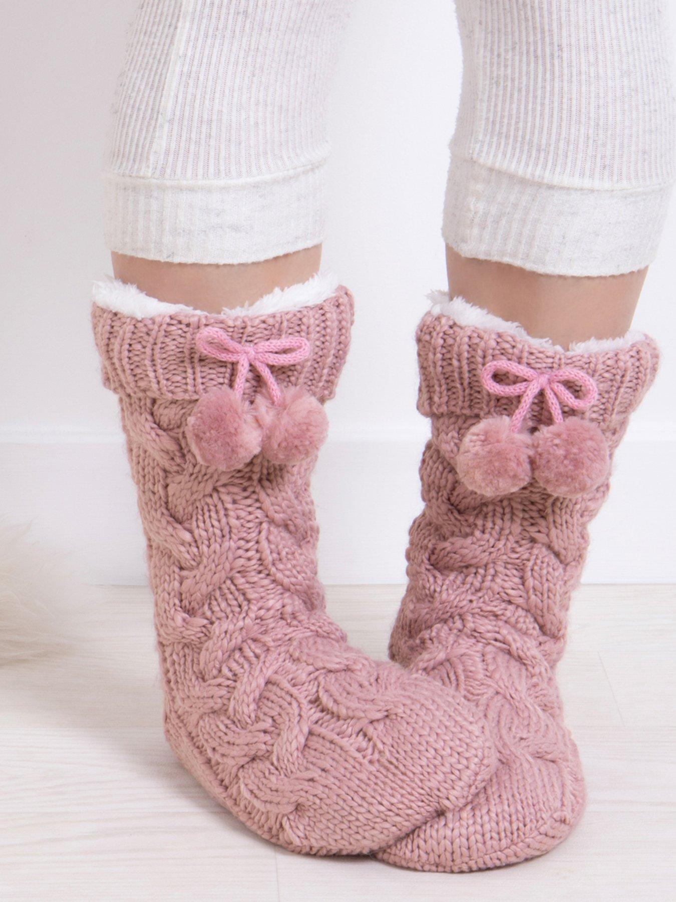 totes-totes-luxury-knitted-slipper-socks-with-pom-pinkstillFront