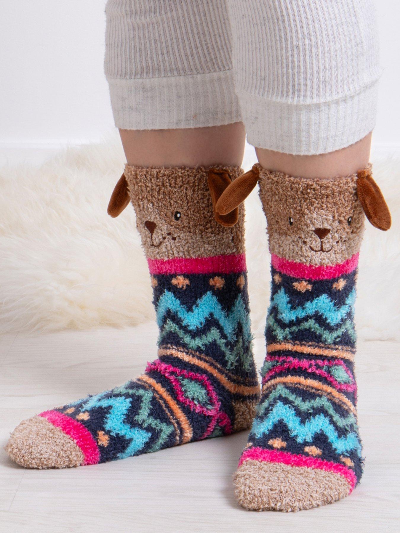 totes-totes-novelty-dog-super-soft-socks-dog-printstillFront