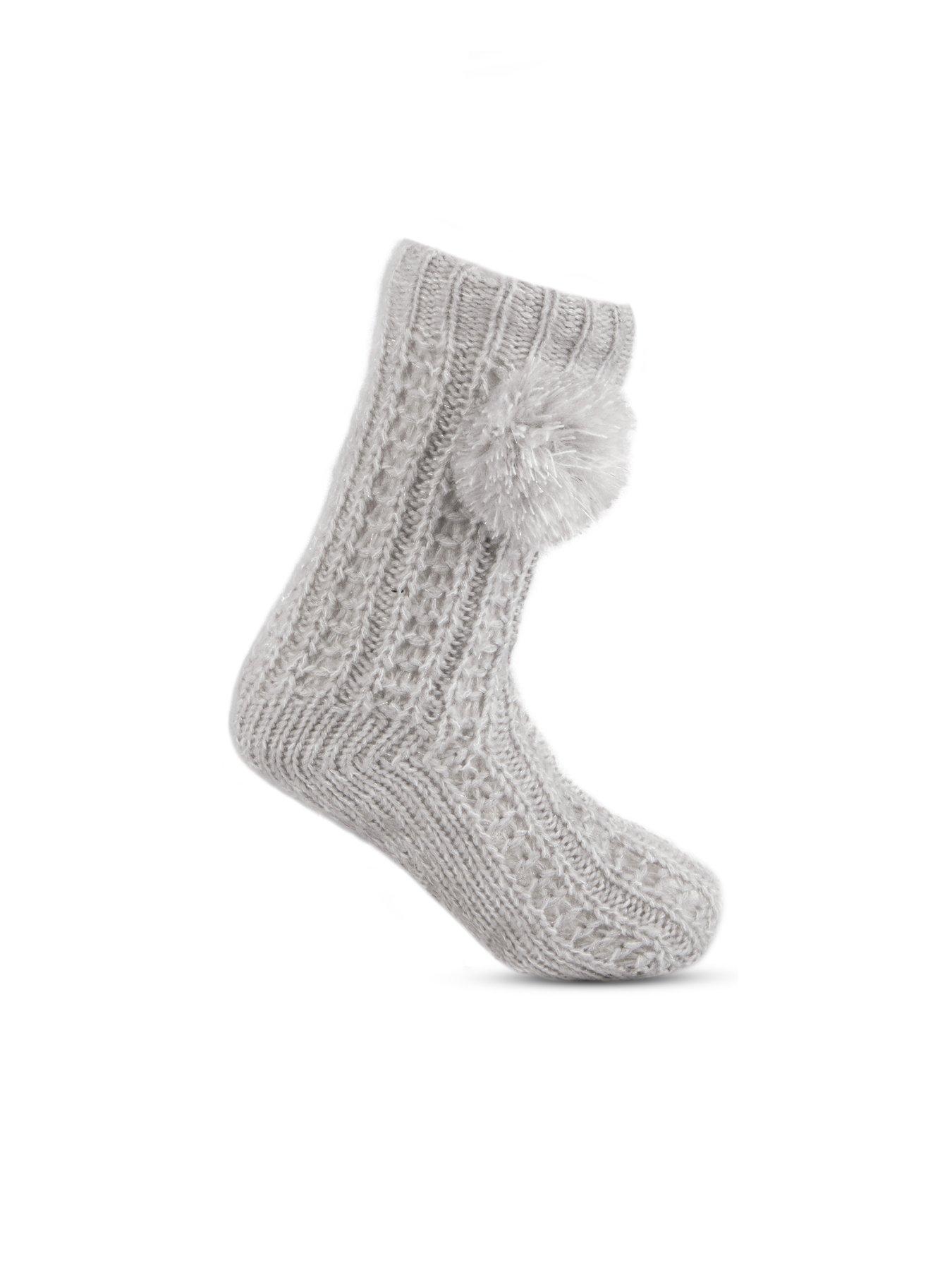 totes-totes-luxury-sparkle-slipper-socks-with-pom-greyback