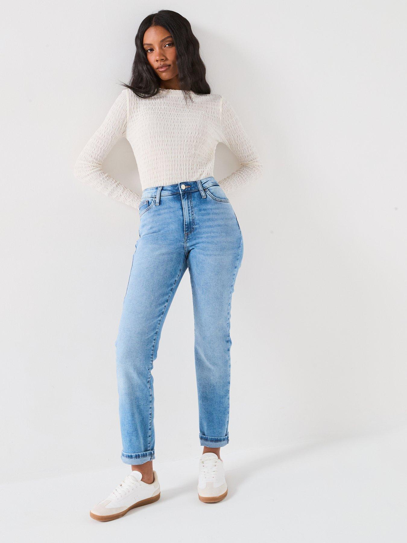 Image 3 of 6 of Everyday Authentic Straight Leg Jeans - Light Wash