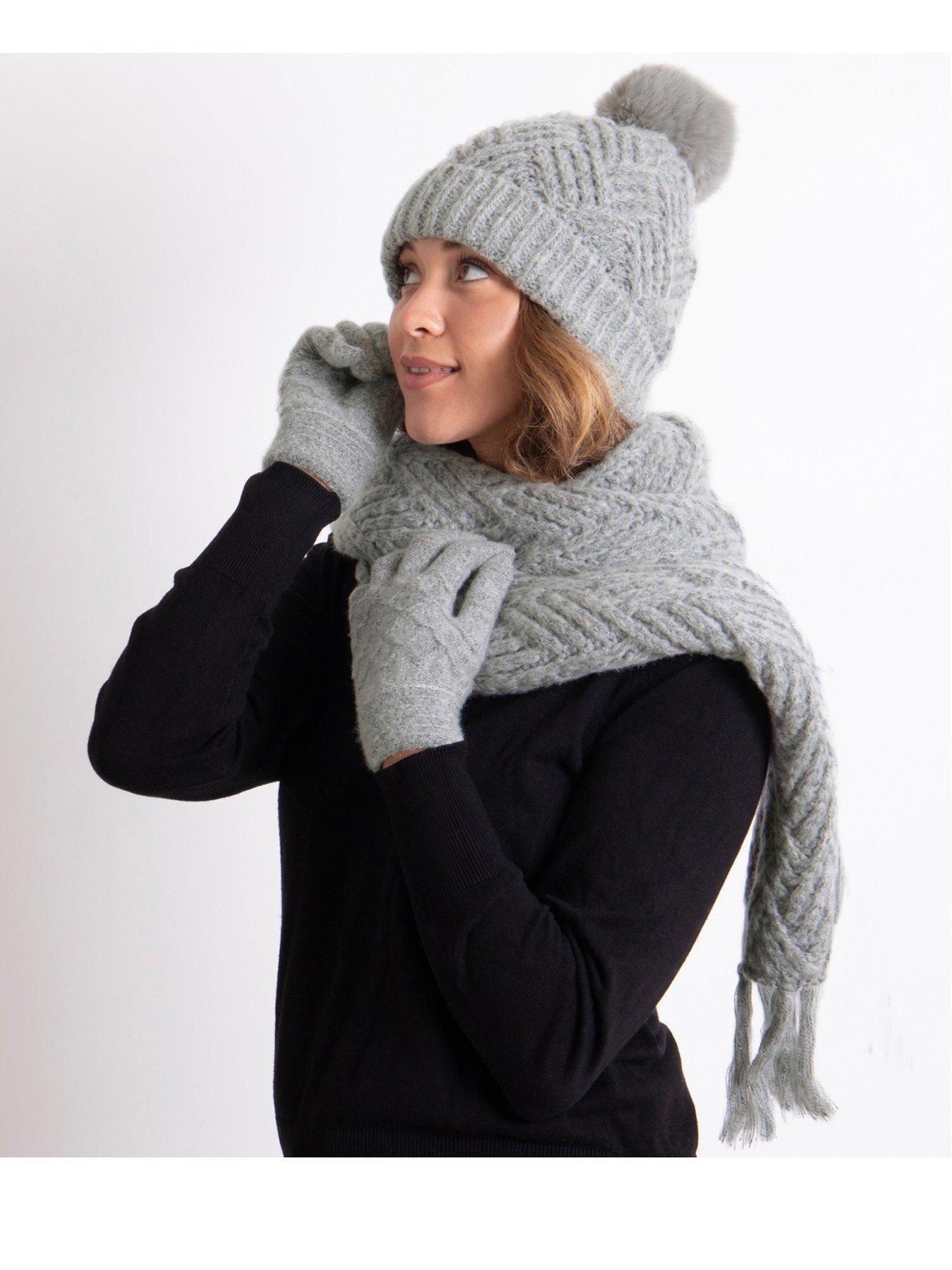 totes-totes-knitted-hat-scarf-and-glove-set-greystillFront