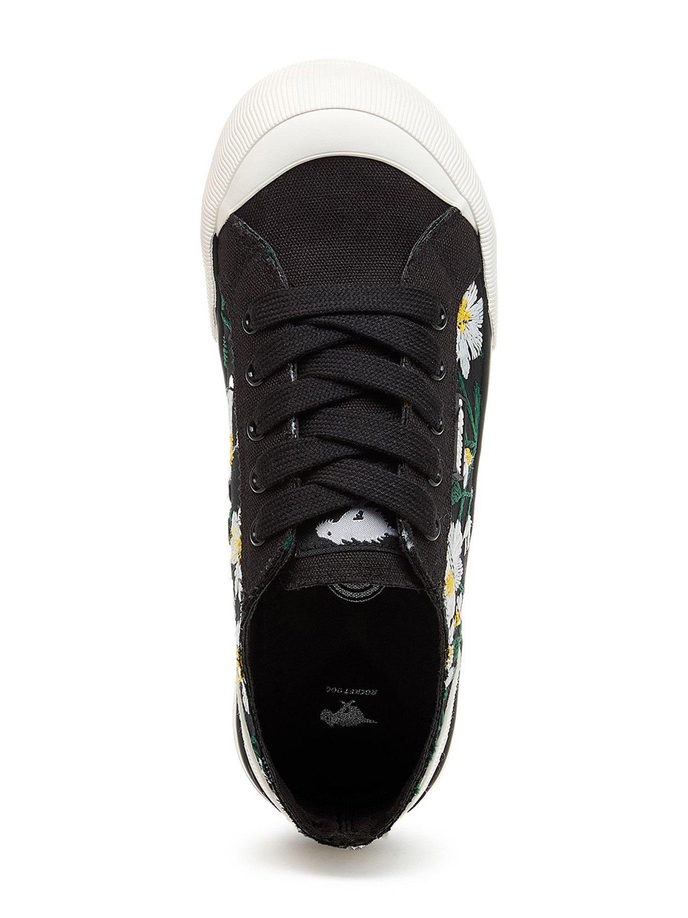 rocket-dog-rocket-dog-jazzin-plimsoll-blackoutfit