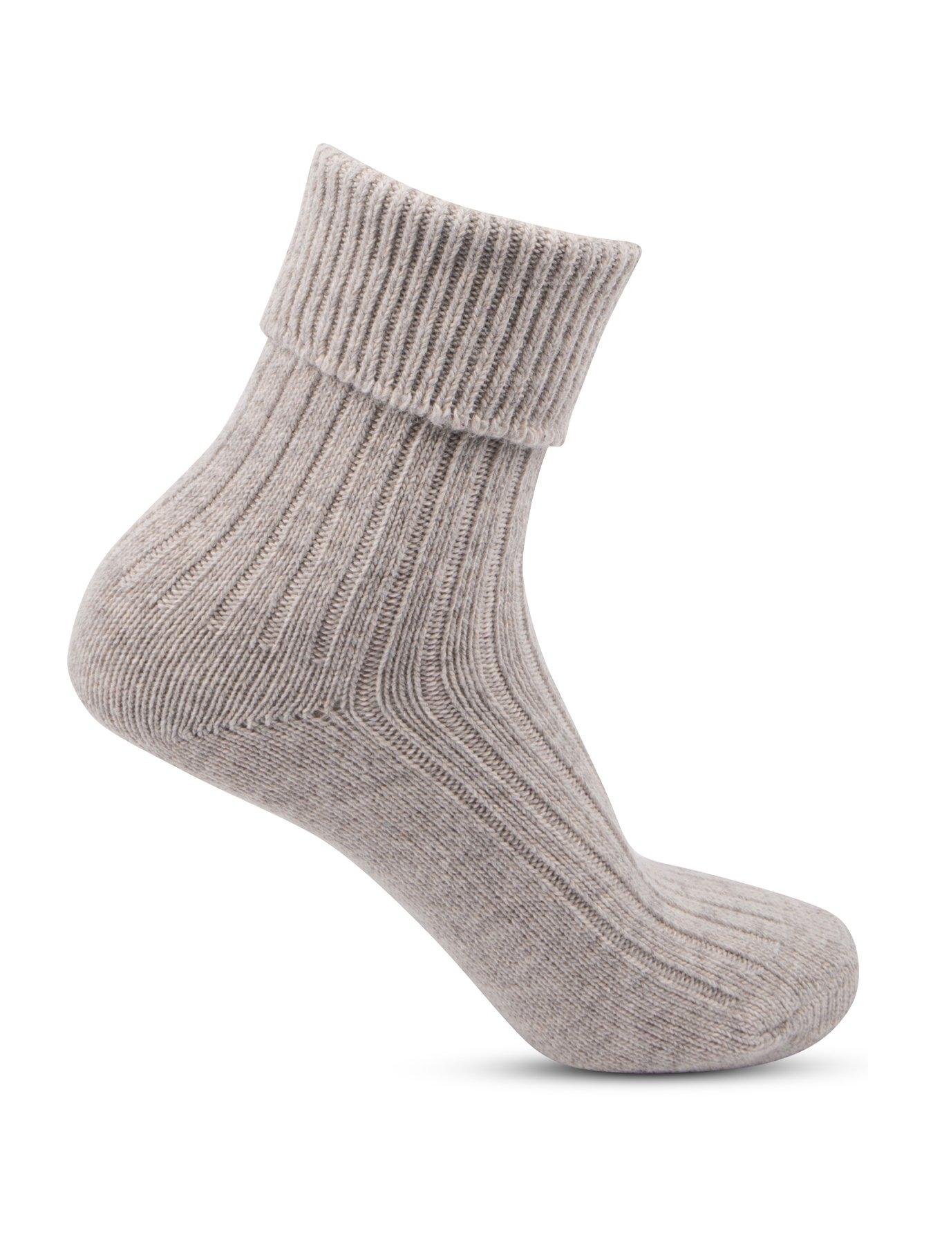 totes-totes-luxury-cashmere-and-wool-blend-ankle-socks-minkback