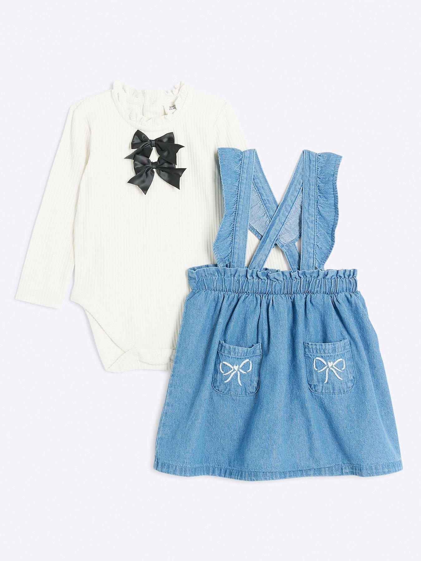 river-island-baby-baby-girls-denim-bow-pinafore-dress-set-blue