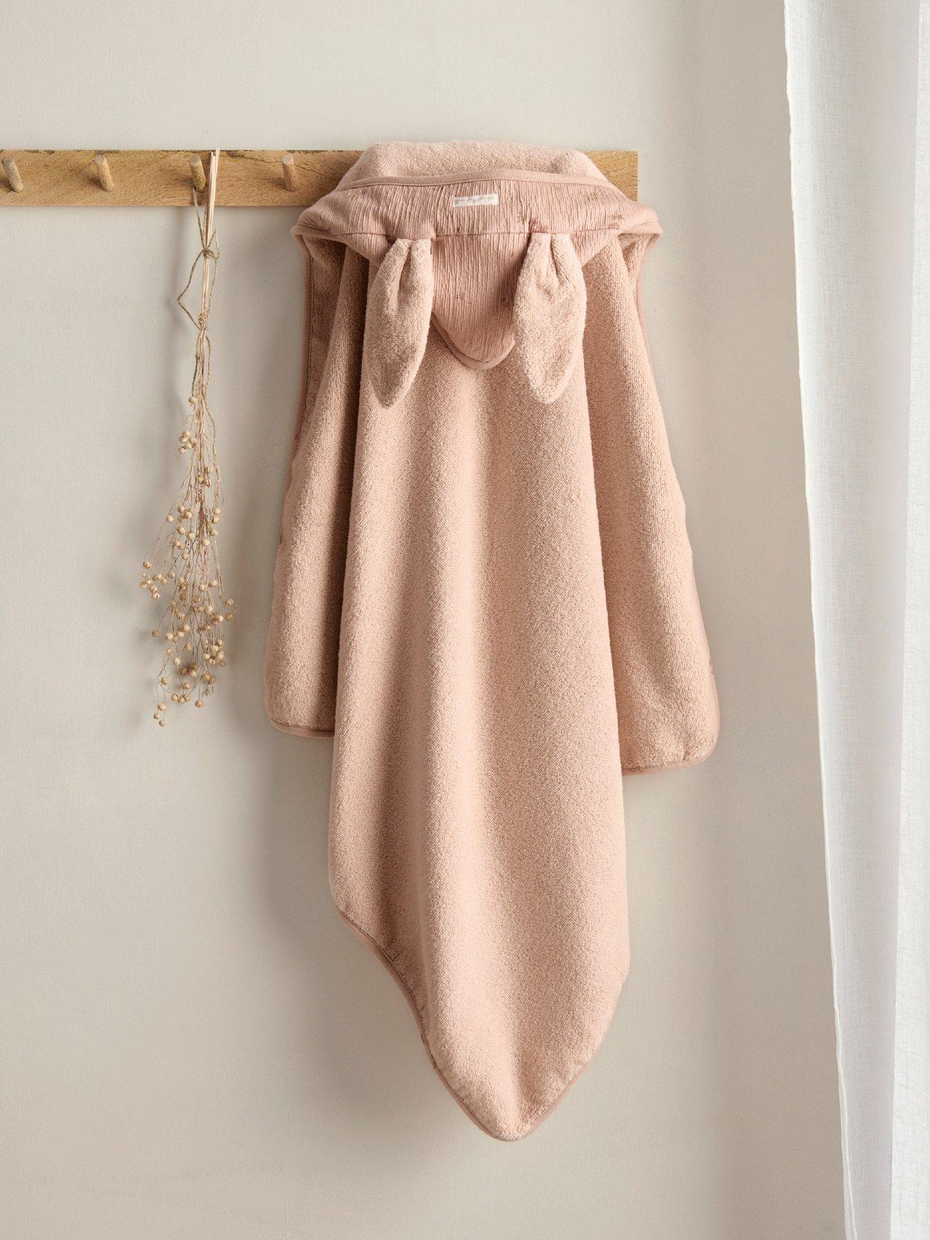 Image of Mamas & Papas Hooded Towel - Welcome To The World Wildflower