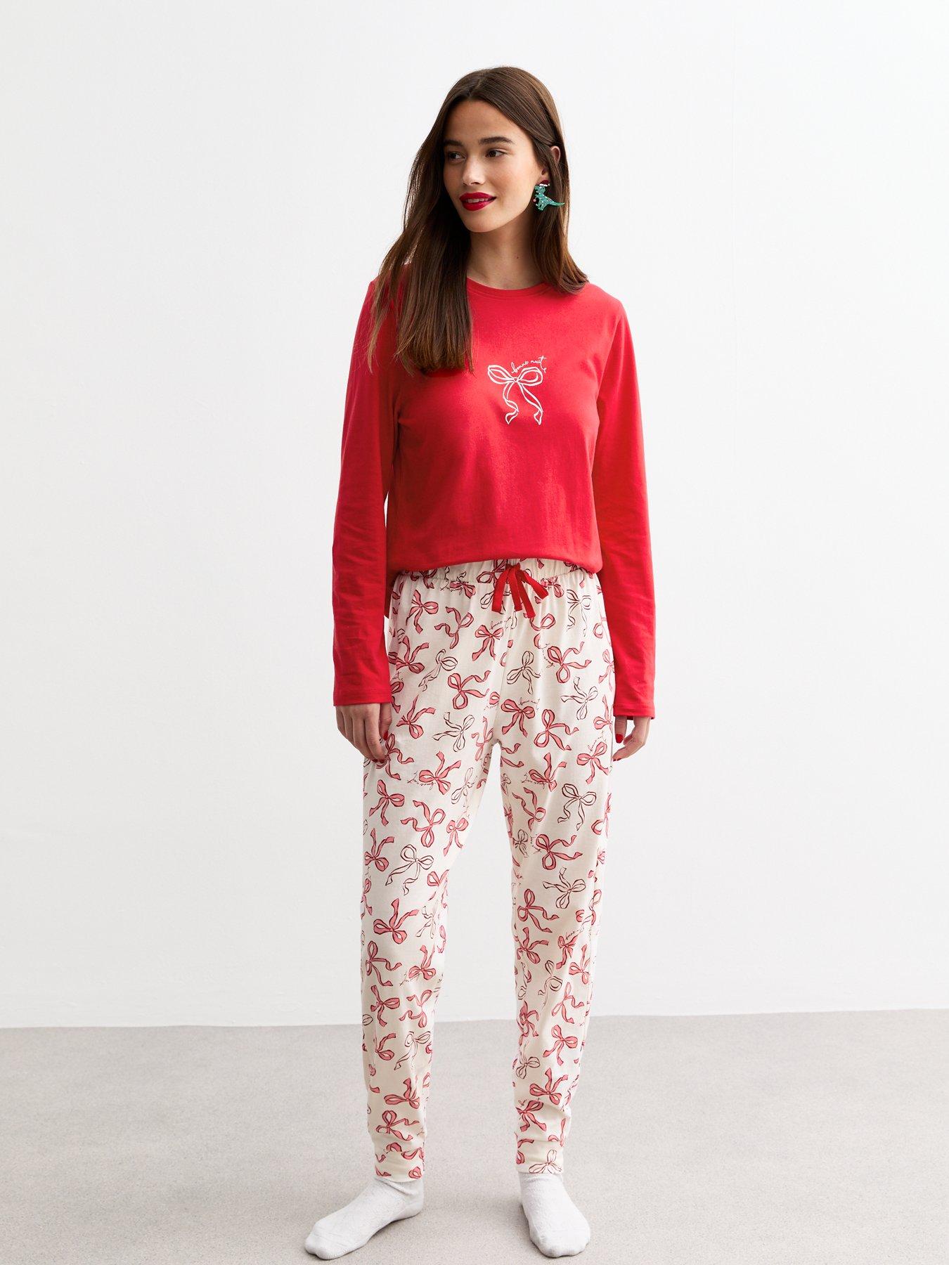 new-look-red-cotton-bonne-nuit-christmas-pyjama-setback