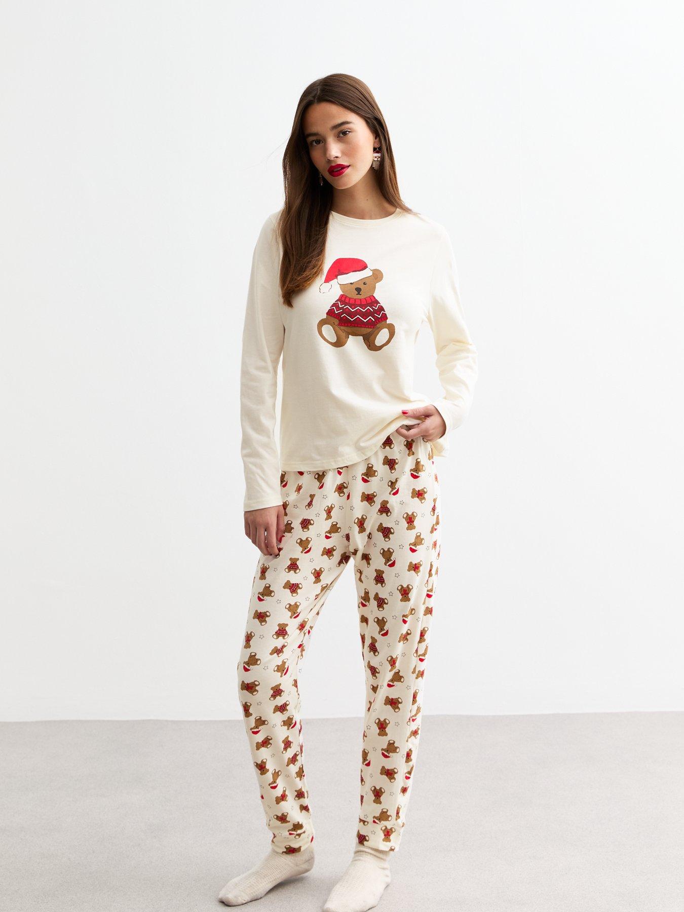 new-look-white-cotton-teddy-bear-print-christmas-pyjama-setback