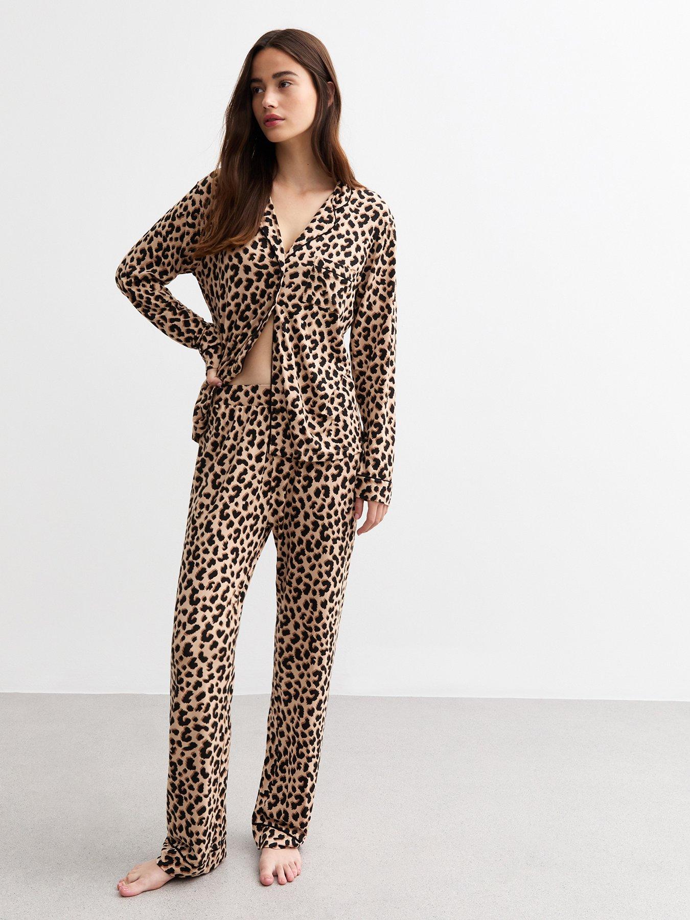 new-look-brown-leopard-print-long-pyjama-setback