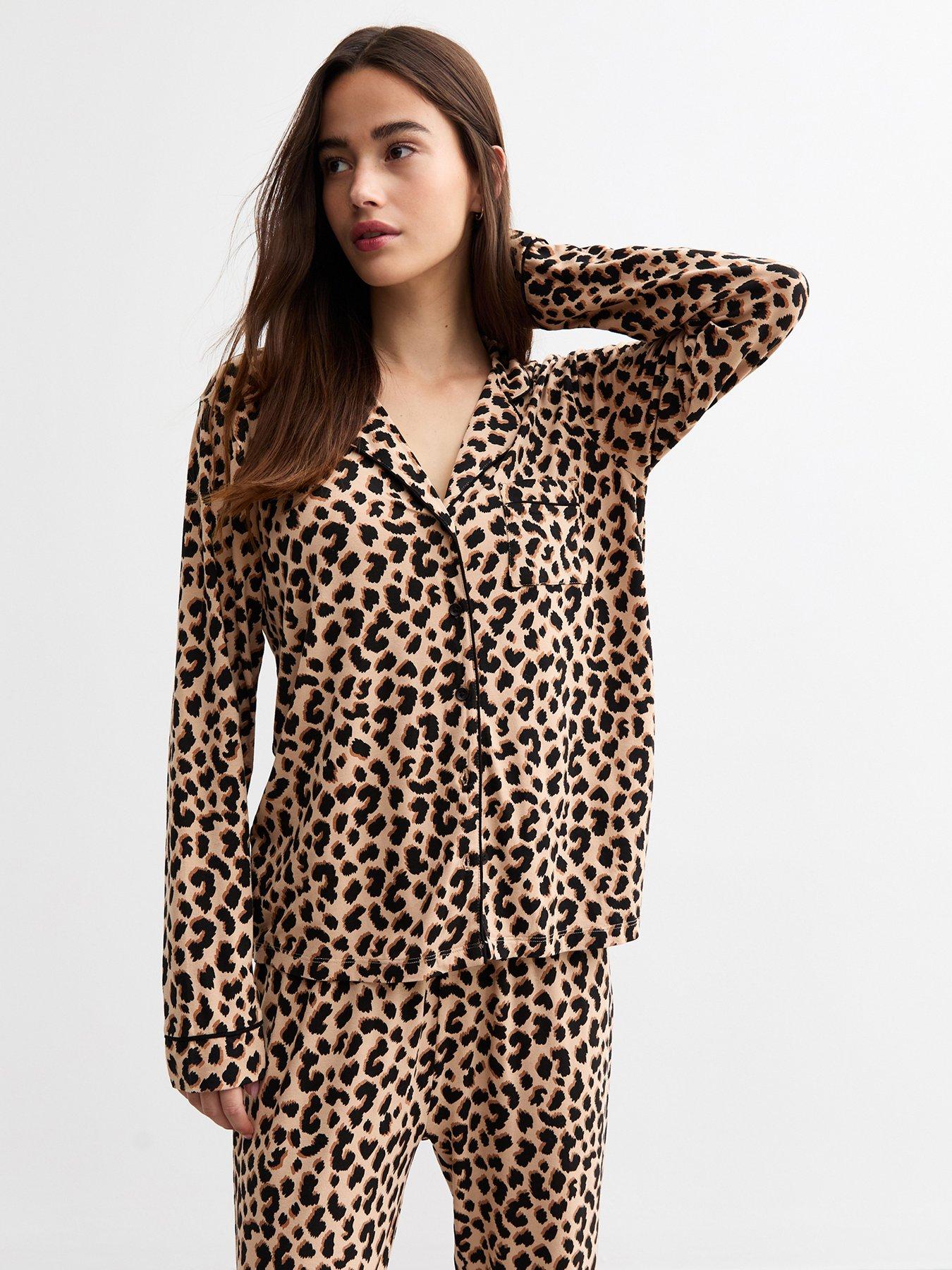 new-look-brown-leopard-print-long-pyjama-setdetail