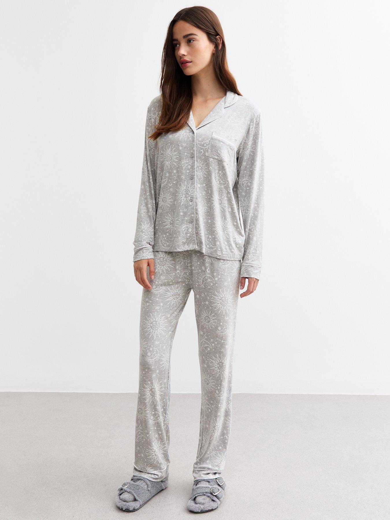 new-look-grey-sun-moon-print-pyjama-set