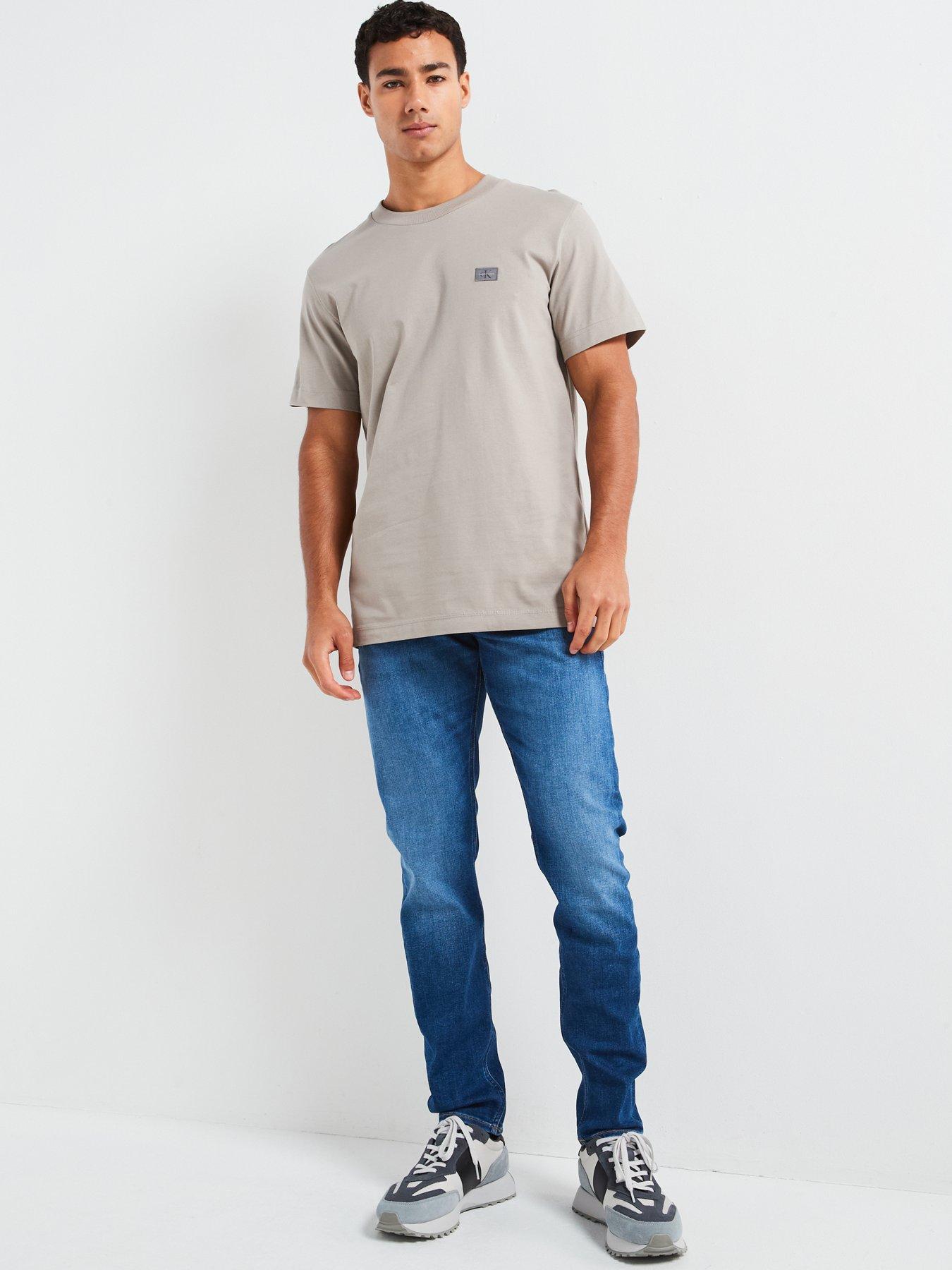 calvin-klein-jeans-left-chest-woven-patch-regular-t-shirt-light-greyback