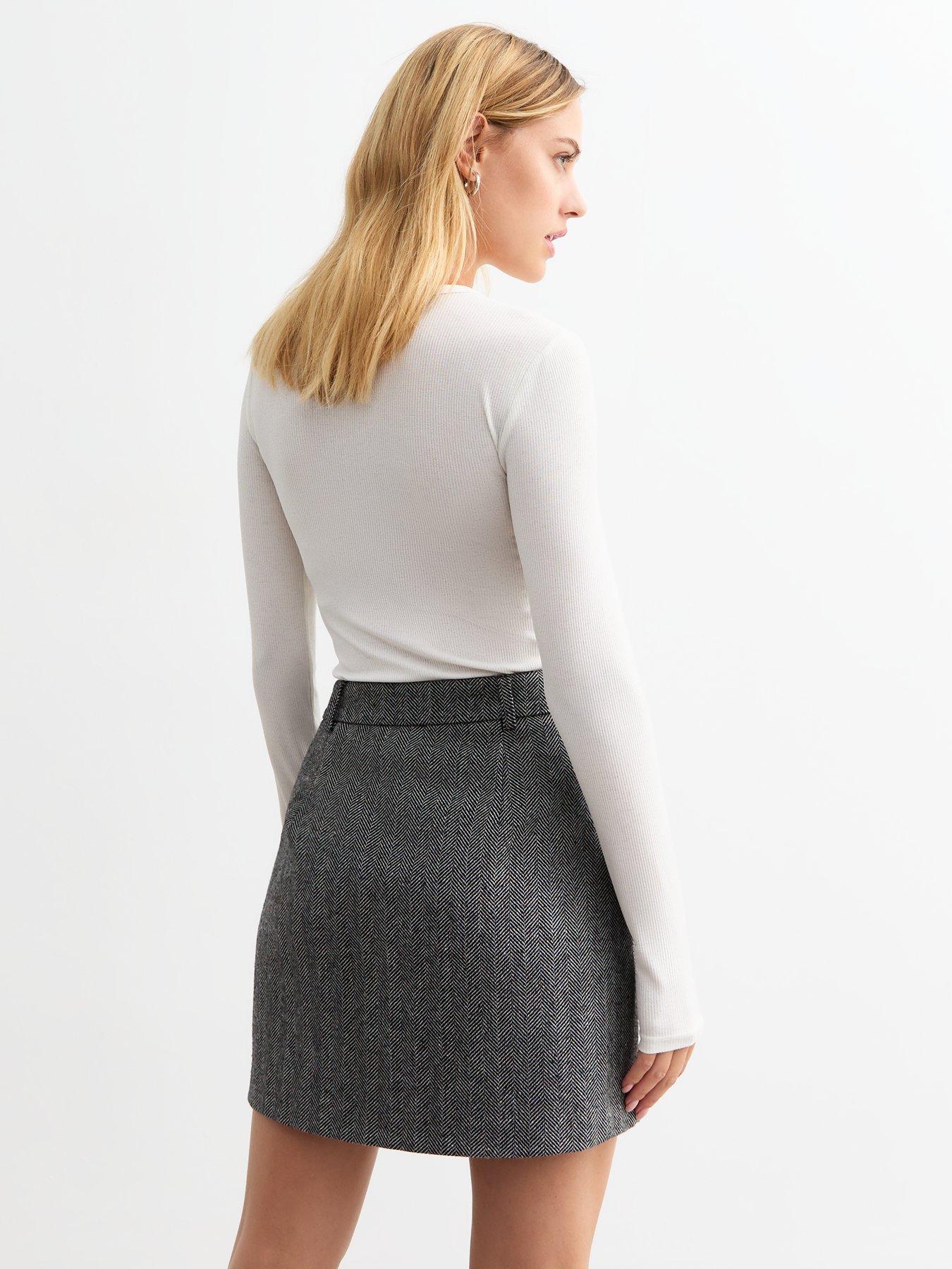 new-look-cherie-check-pelmet-mini-skirtstillFront