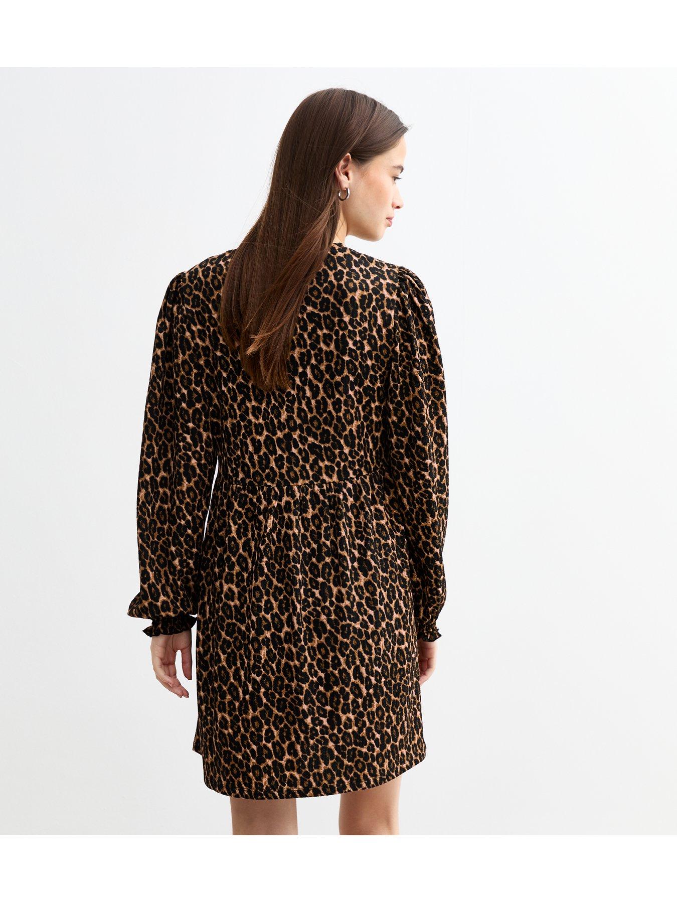 new-look-leopard-print-long-sleeve-smock-dress-brownstillFront