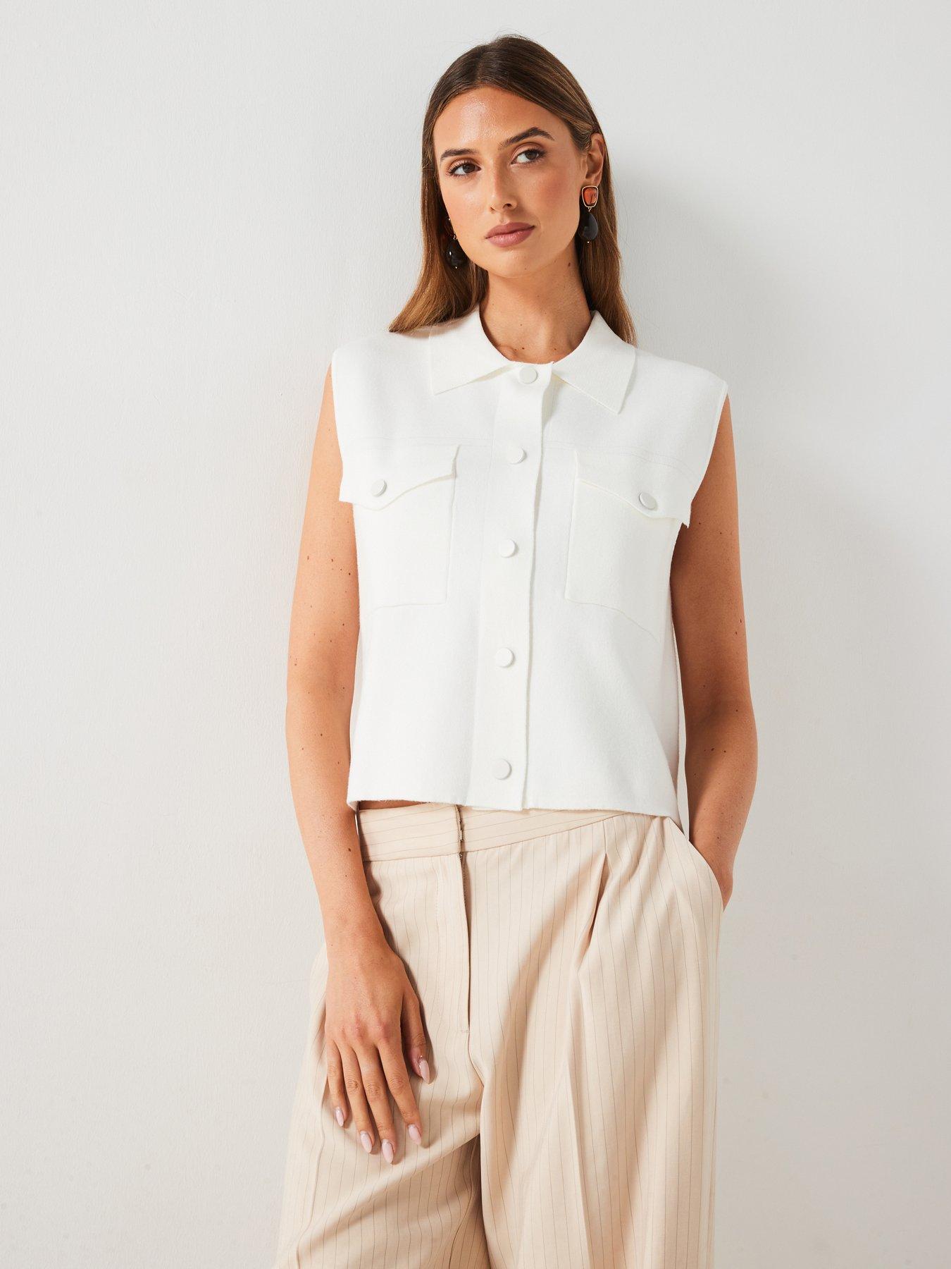 mango-sleeveless-pocket-top