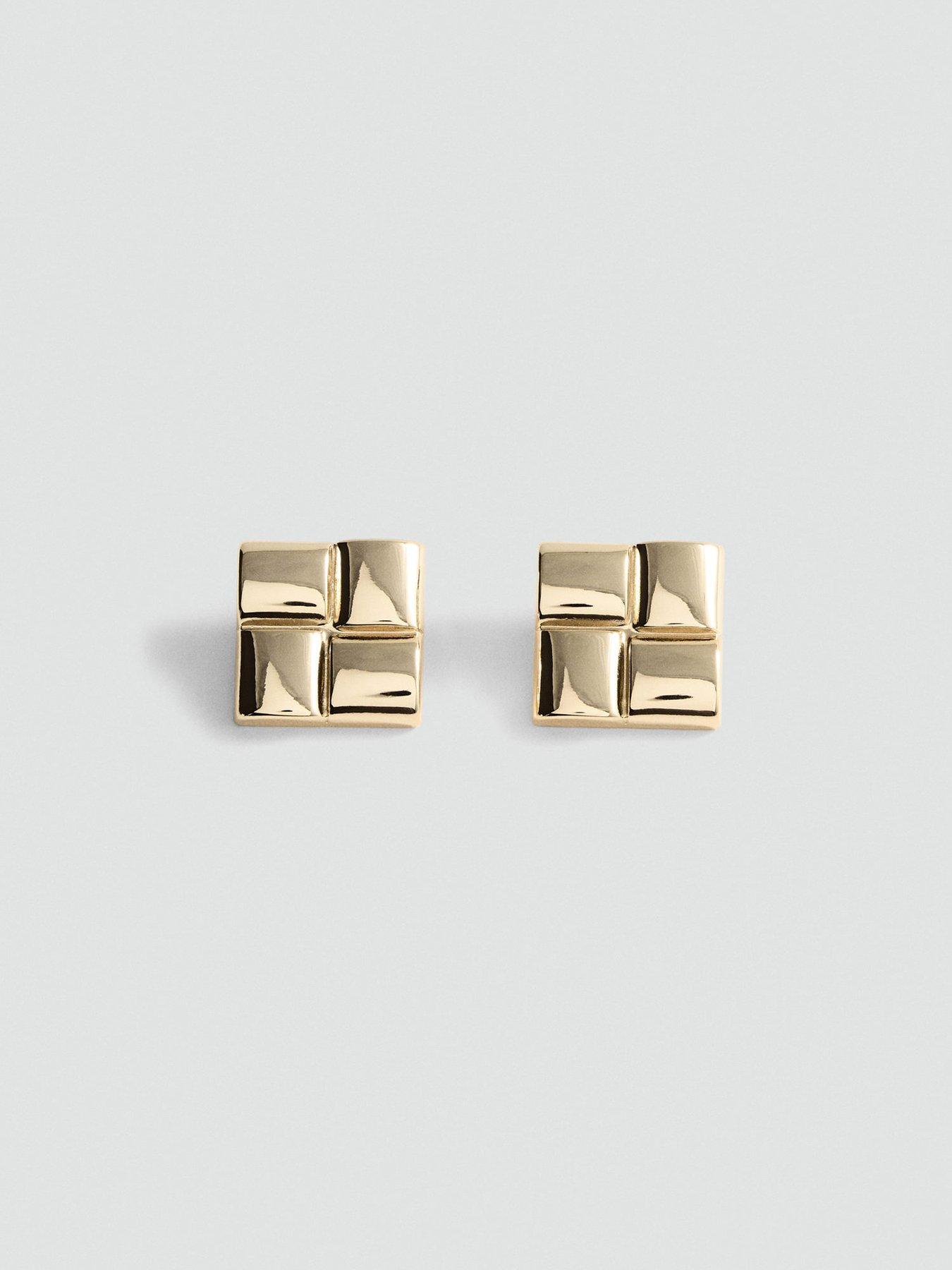 mango-square-geo-earringsoutfit