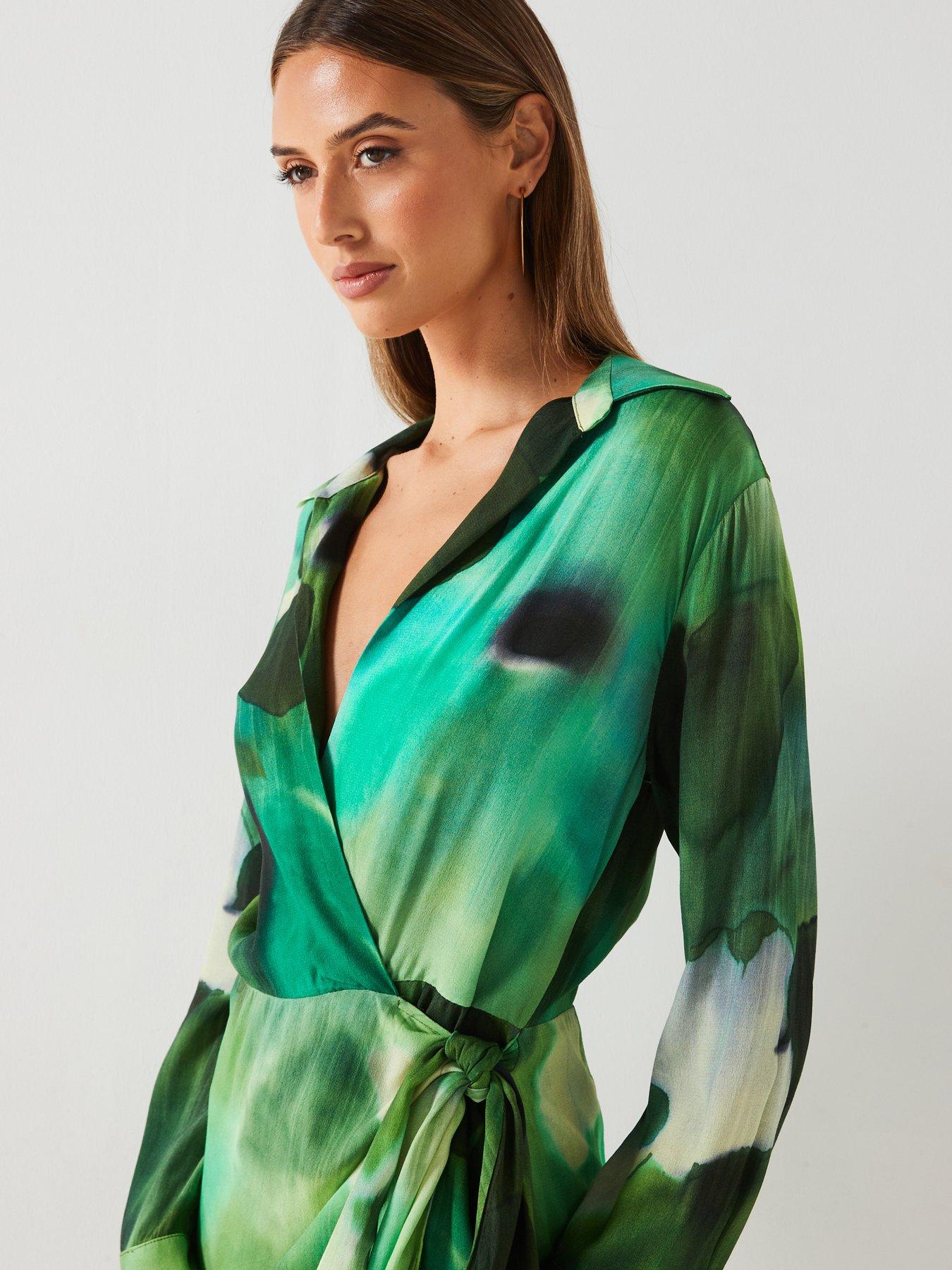 mango-printed-tie-waist-mini-dress-greenoutfit