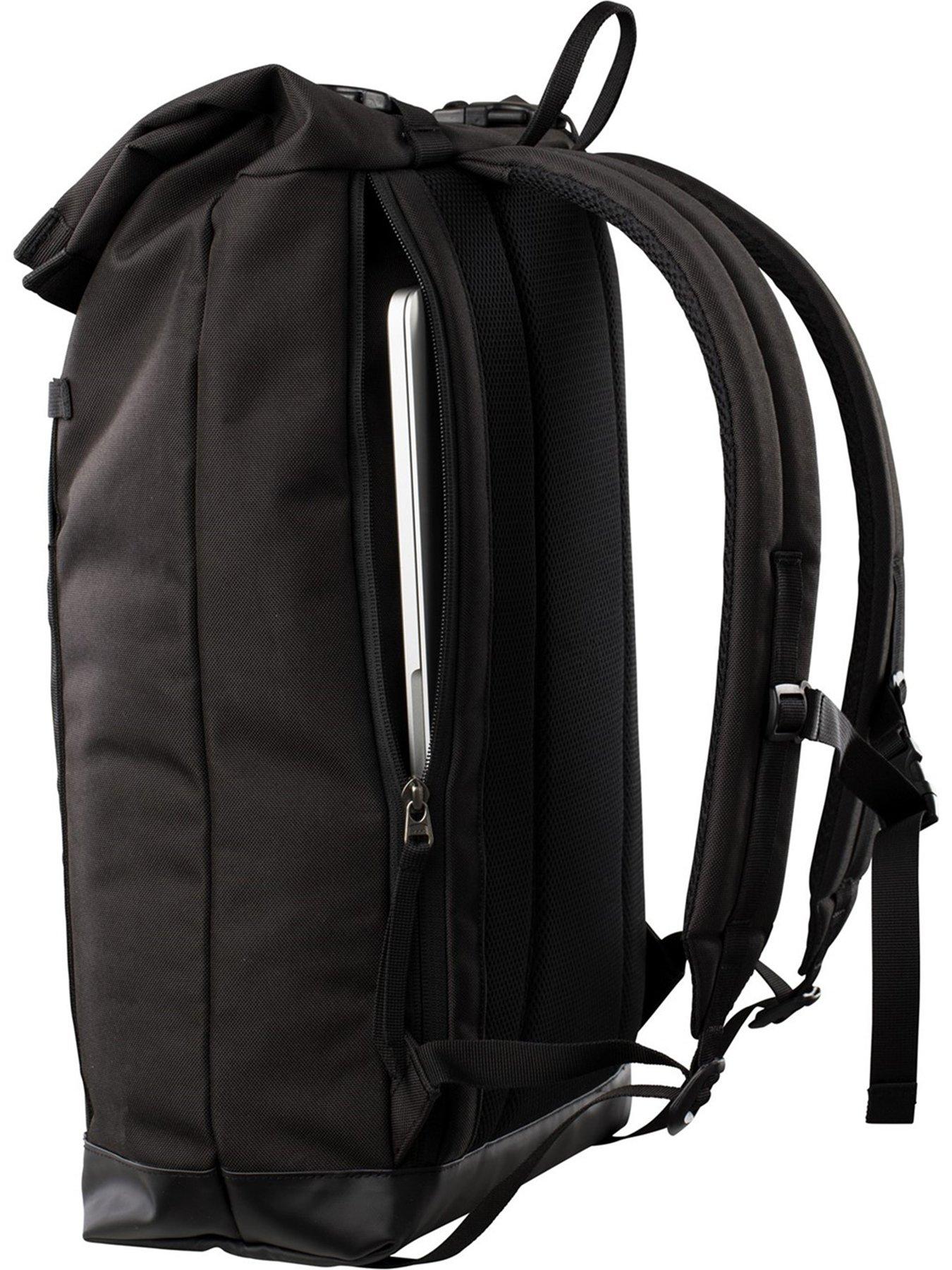 helly-hansen-unisex-stockholm-backpack-blackstillFront