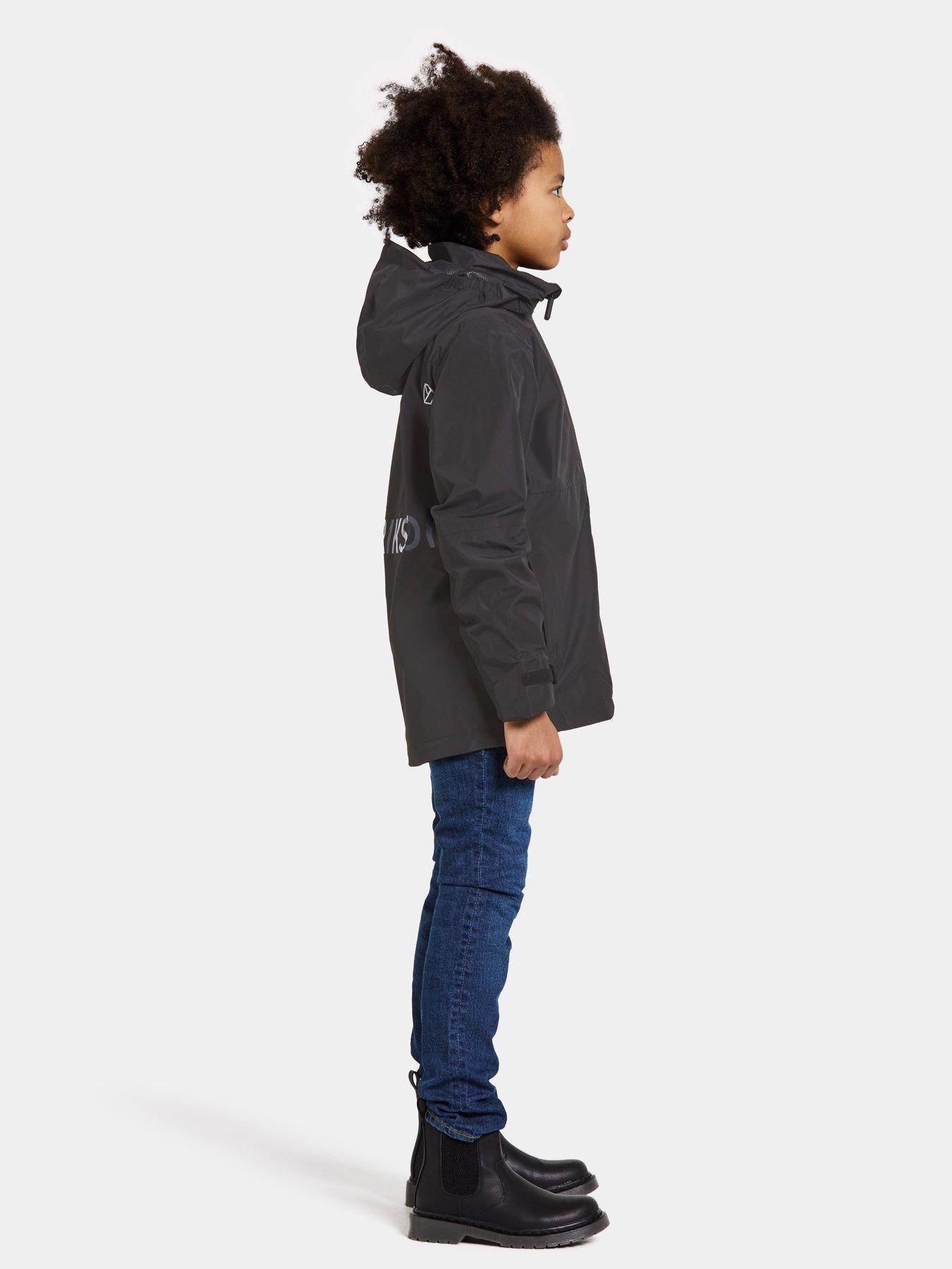 didriksons-piko-kids-jacket-8-blackoutfit