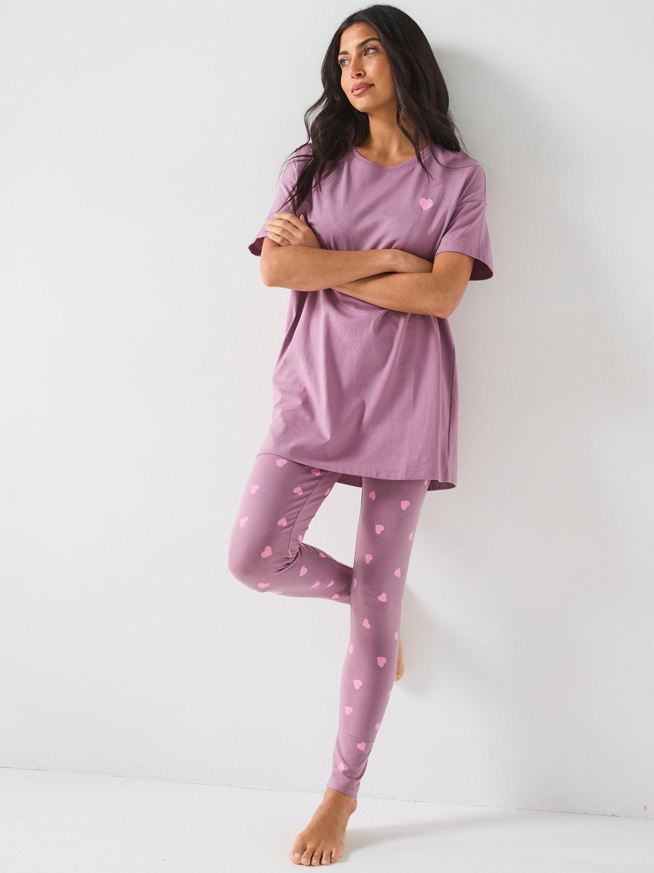 Image 6 of 6 of Everyday Longline Tee And Heart Print Legging