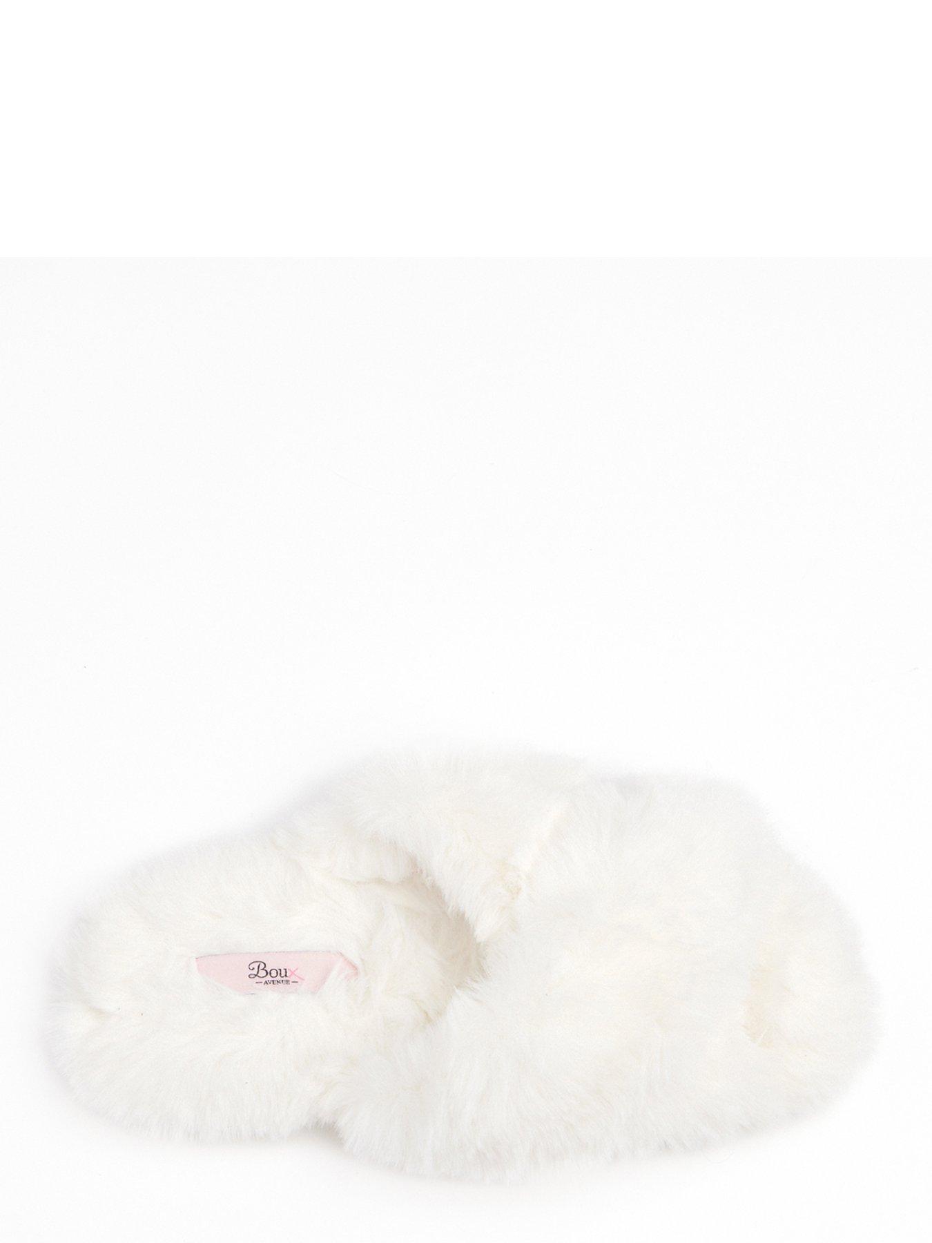 boux-avenue-cross-band-slipper-whiteoutfit