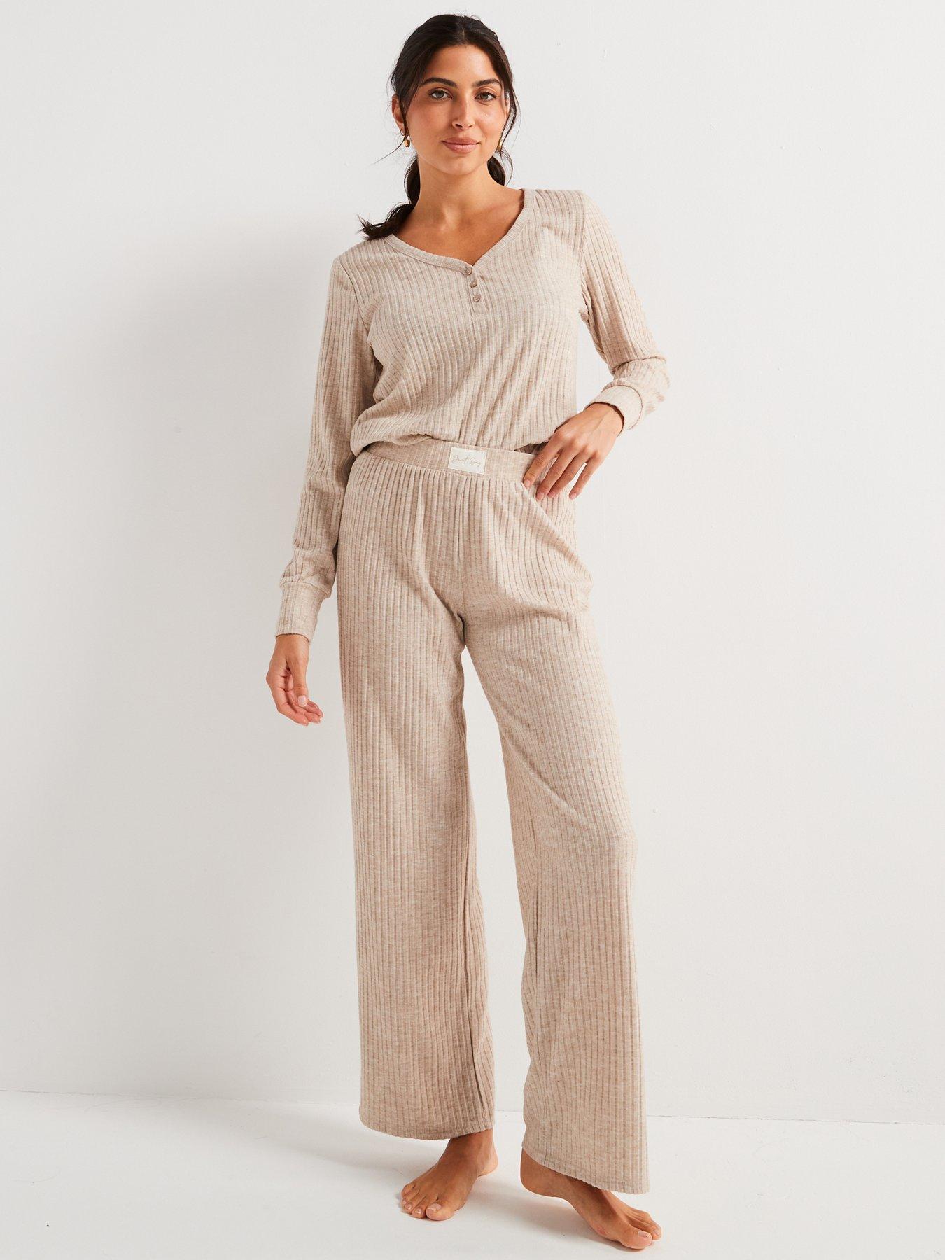 v-by-very-ribbed-henley-long-sleeve-and-wide-leg-pj-setdetail