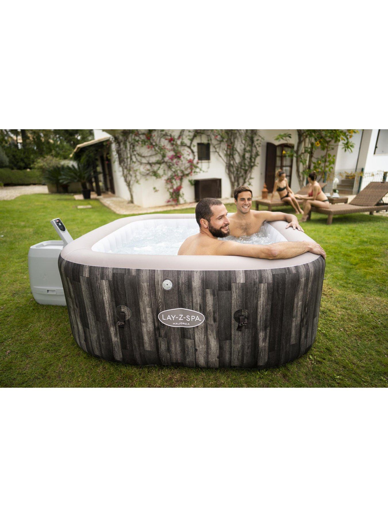 lay-z-spa-majorca-hydrojet-pro-hot-tub-for-5-7-peopleoutfit